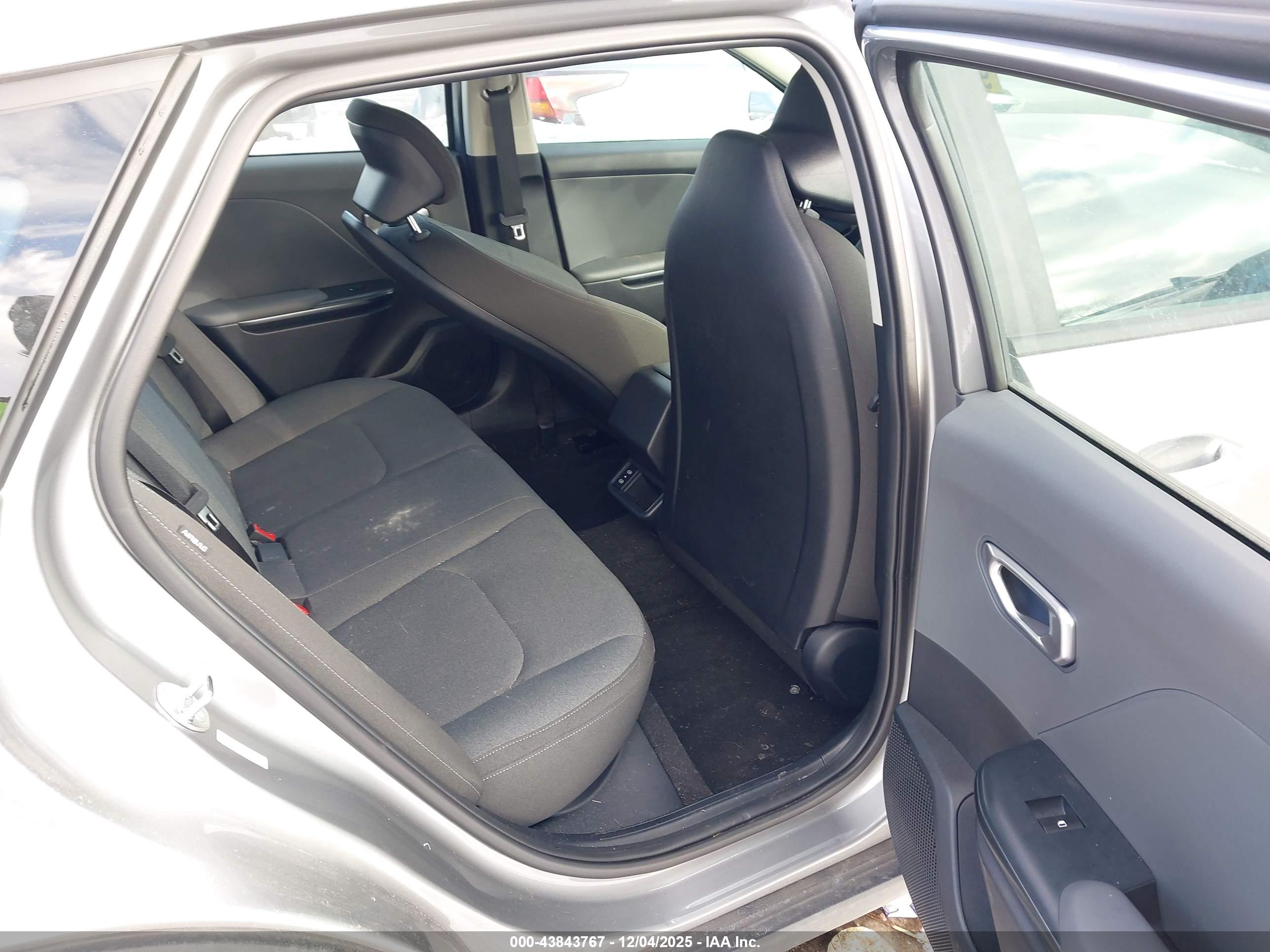 KIA K4 image 8