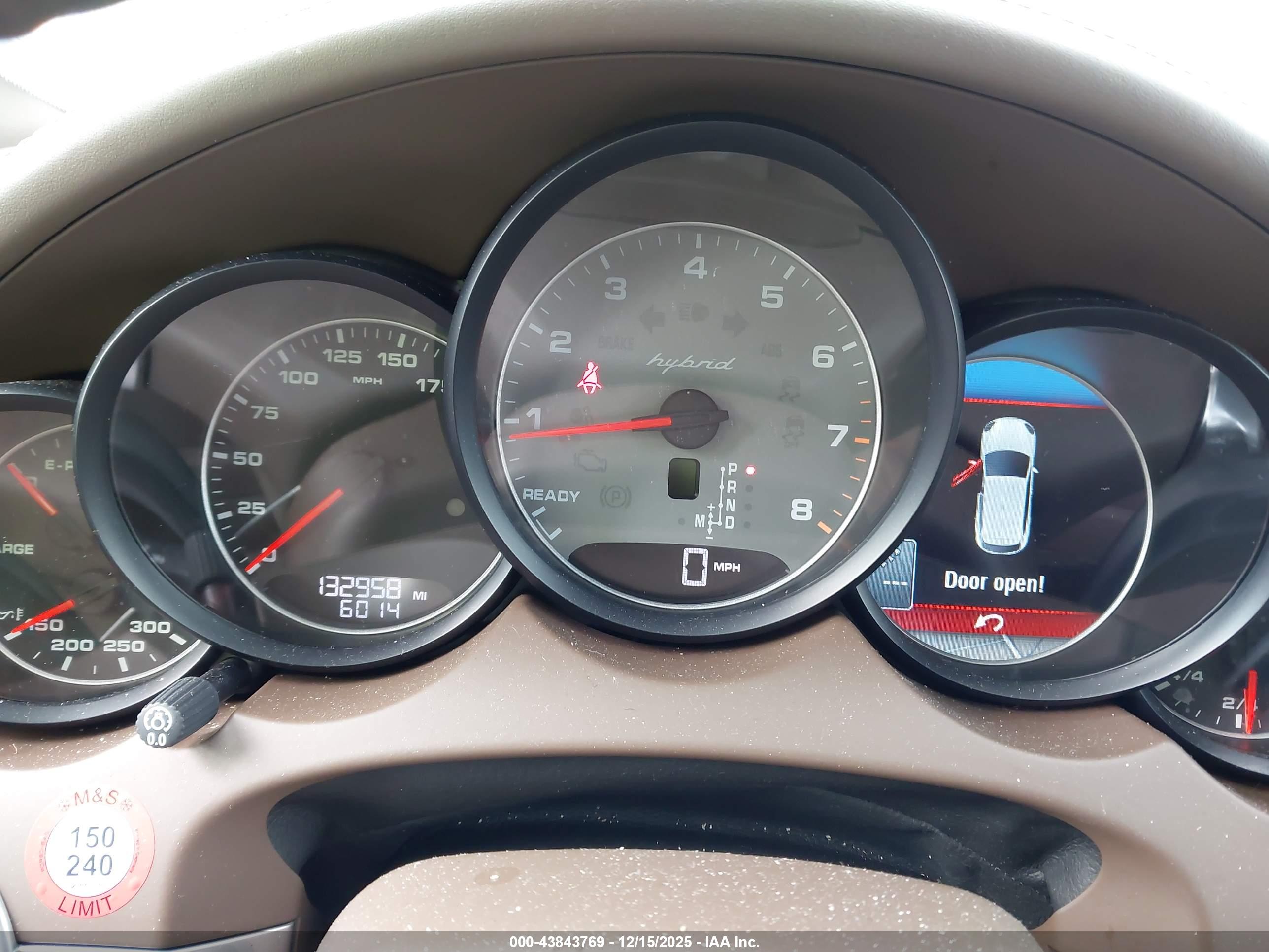 PORSCHE CAYENNE image 7