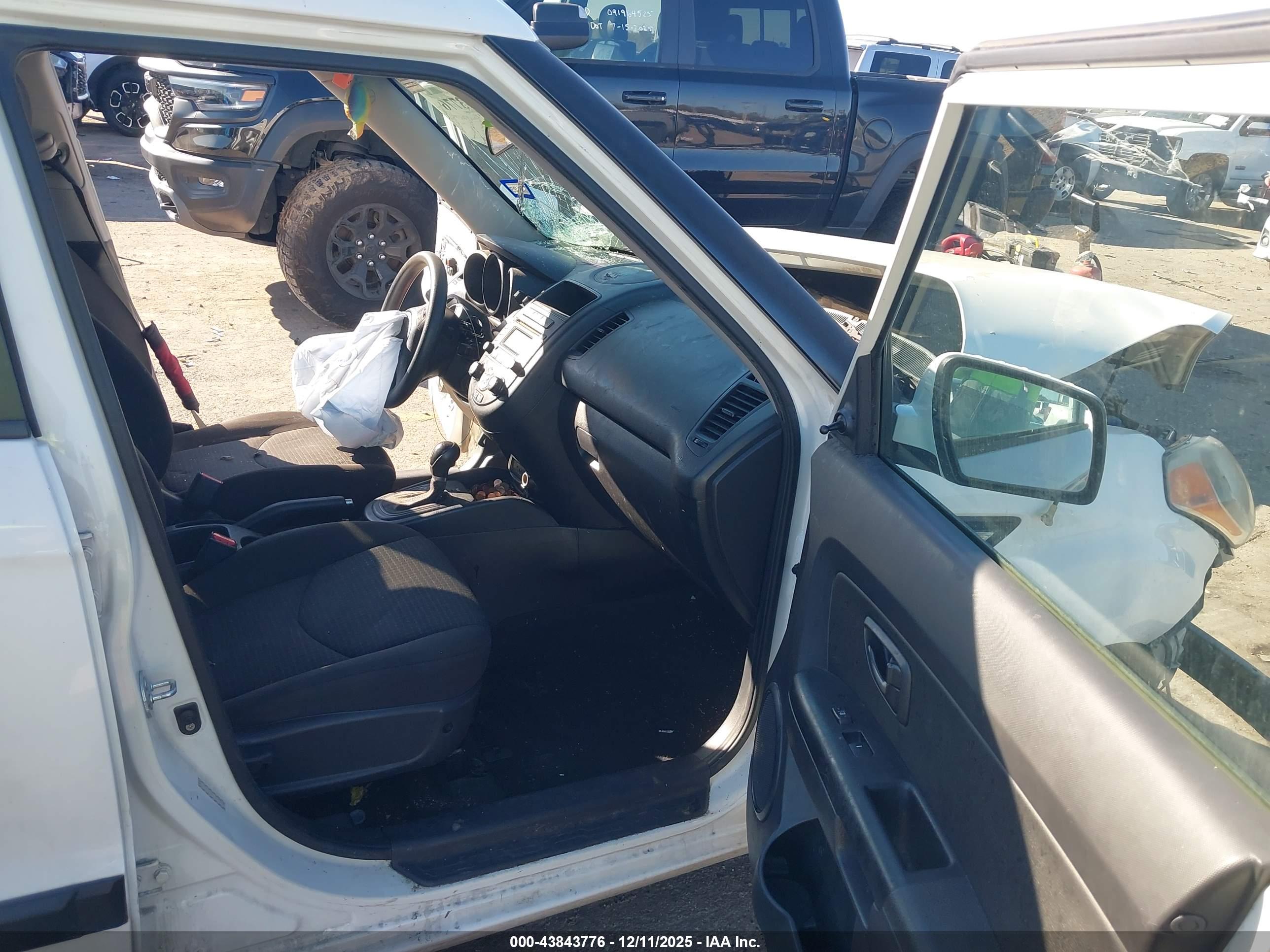 KIA SOUL image 5