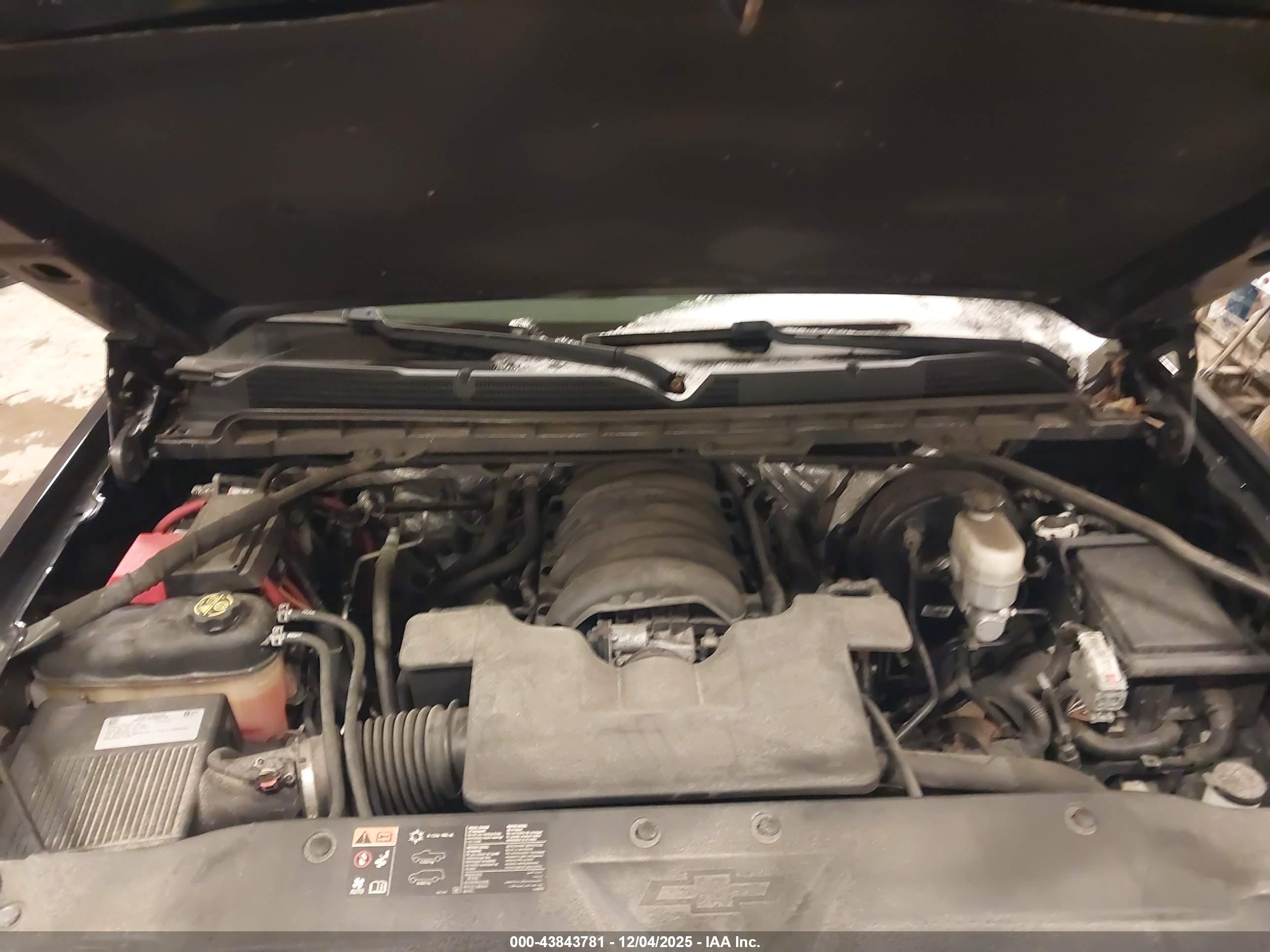 CHEVROLET SILVERADO image 10
