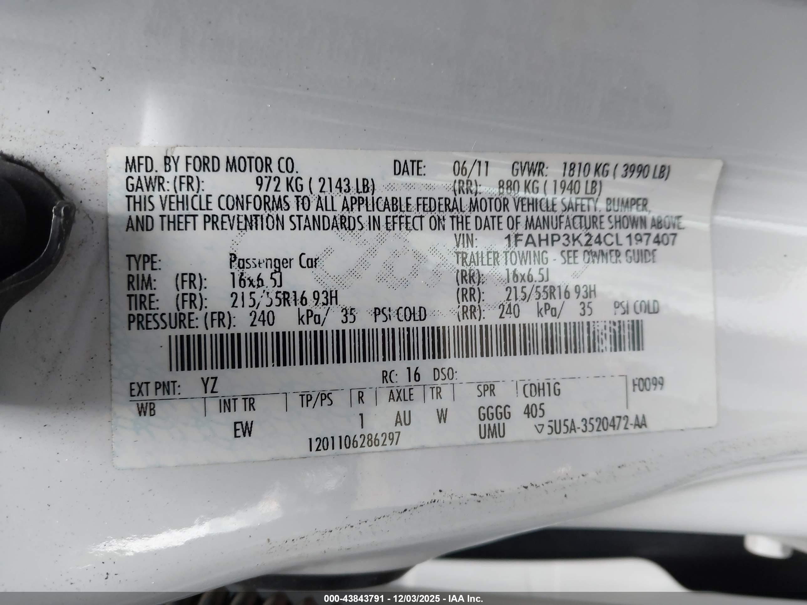 FORD FOCUS image 9