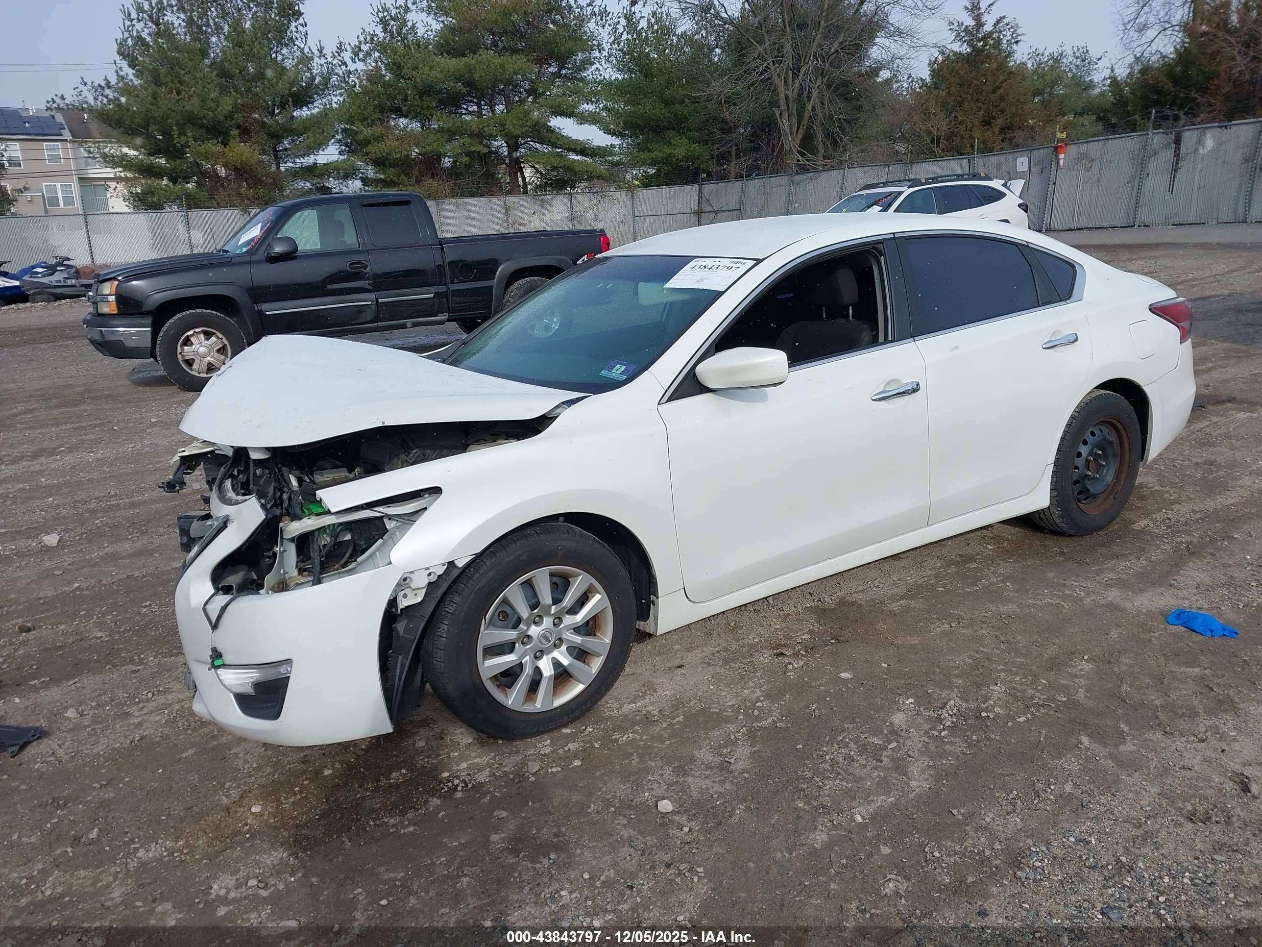 NISSAN ALTIMA image 2