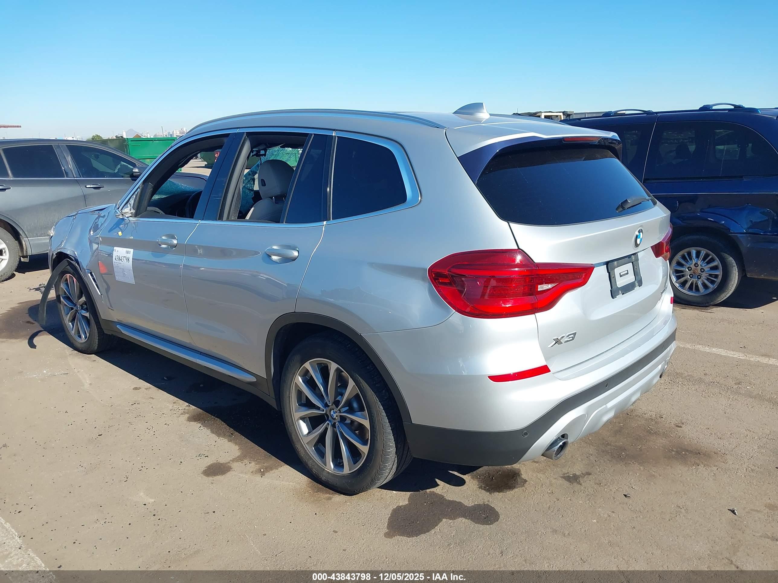 BMW X3 image 3