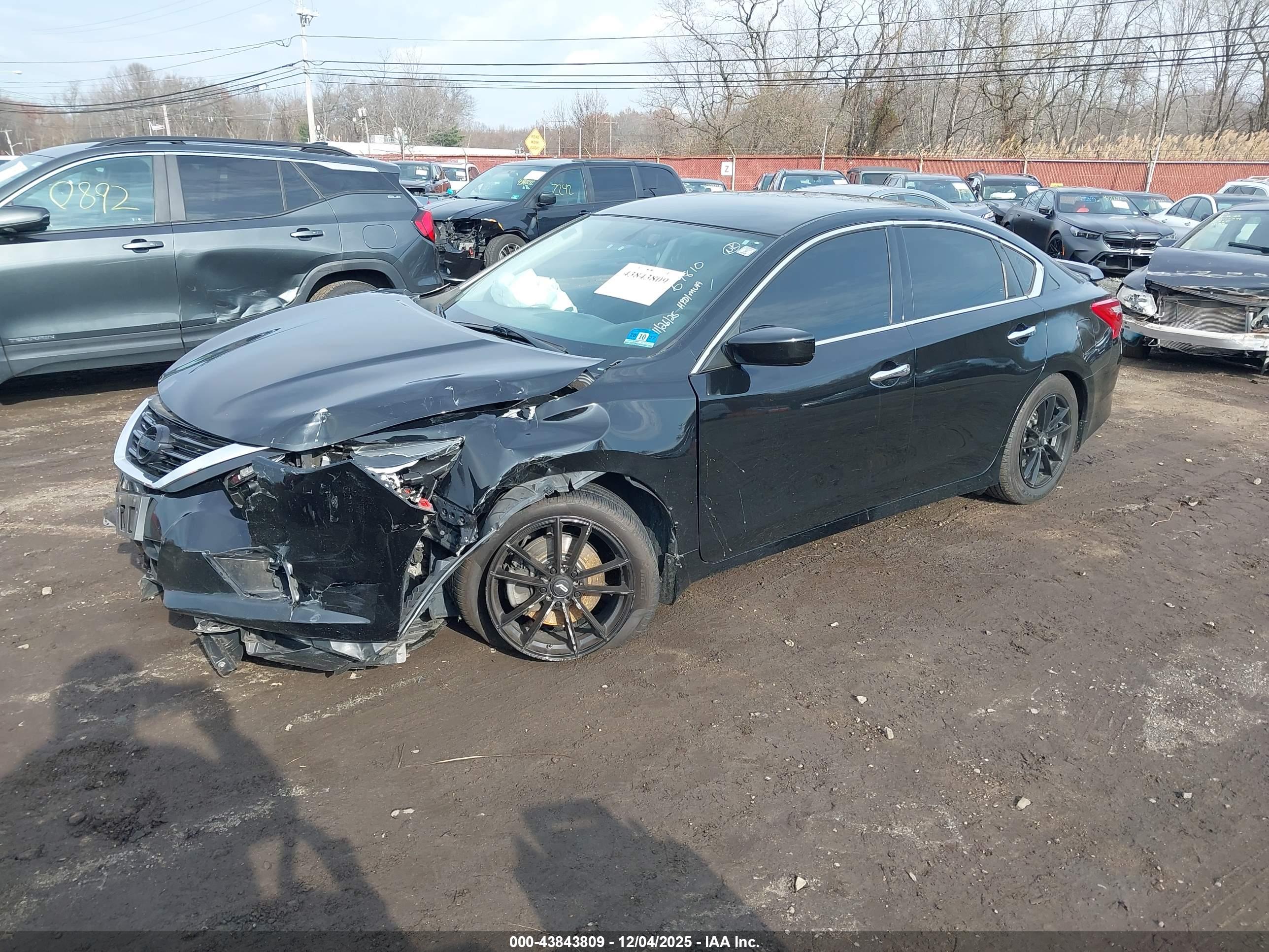 NISSAN ALTIMA image 2