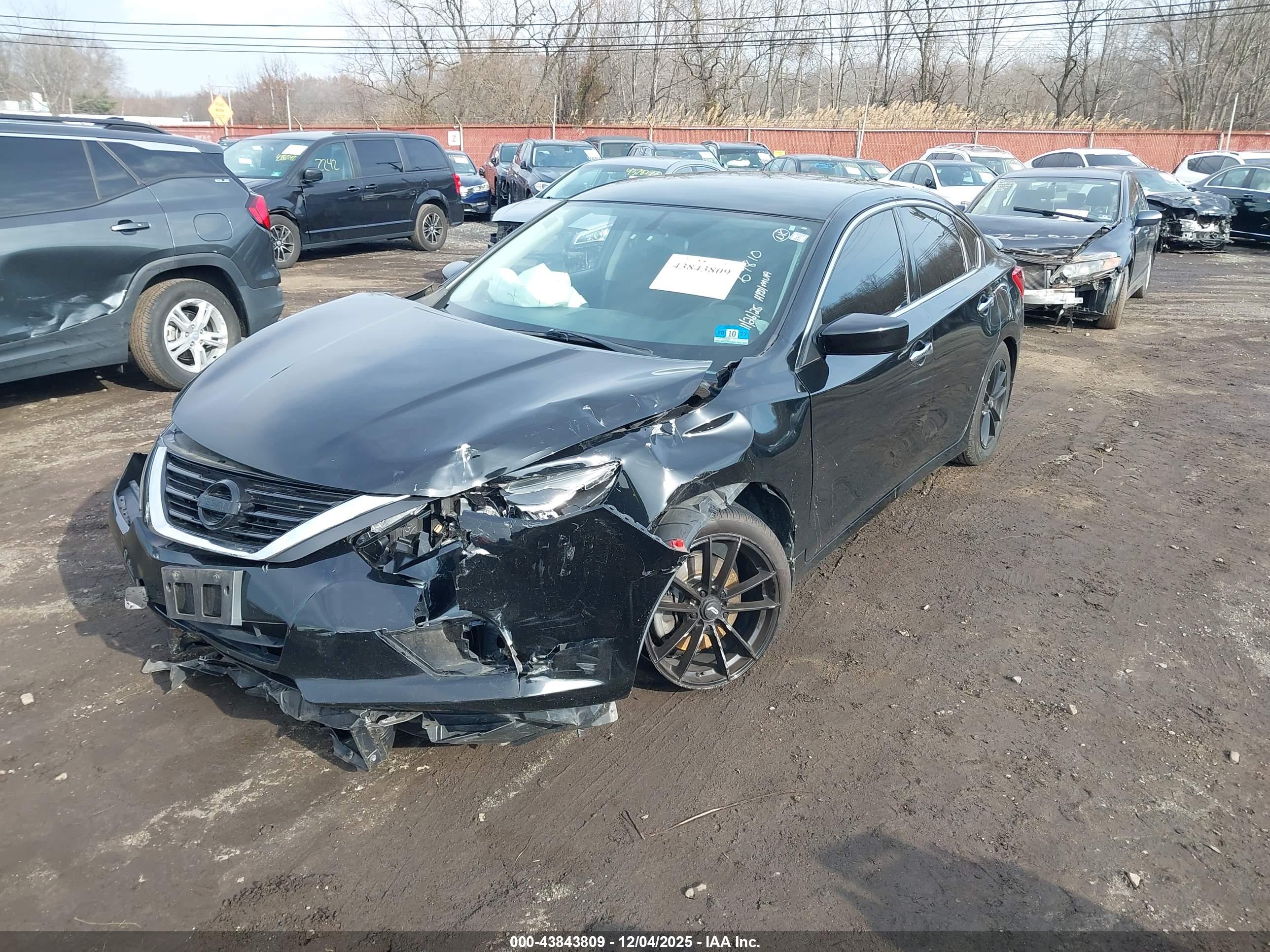 NISSAN ALTIMA image 6