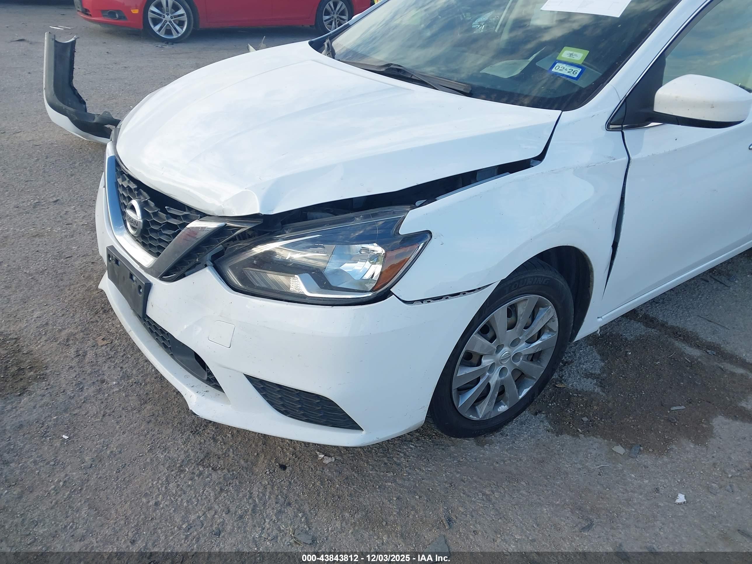 NISSAN SENTRA image 6