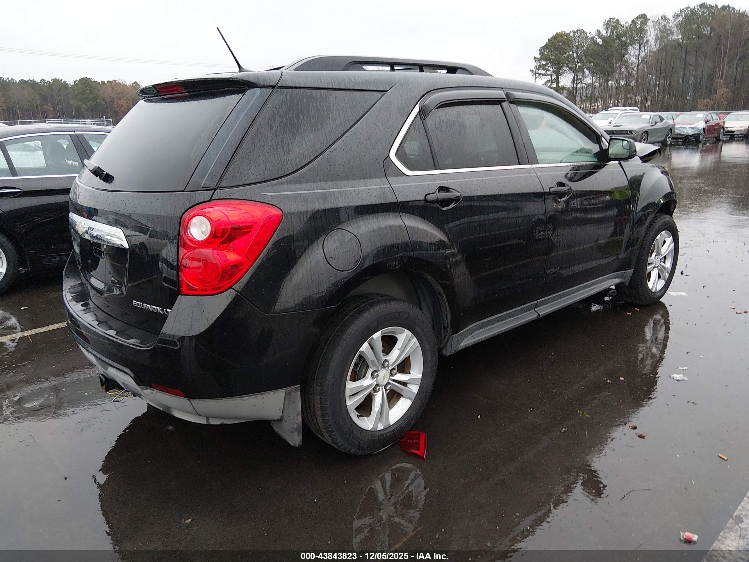 CHEVROLET EQUINOX image 4