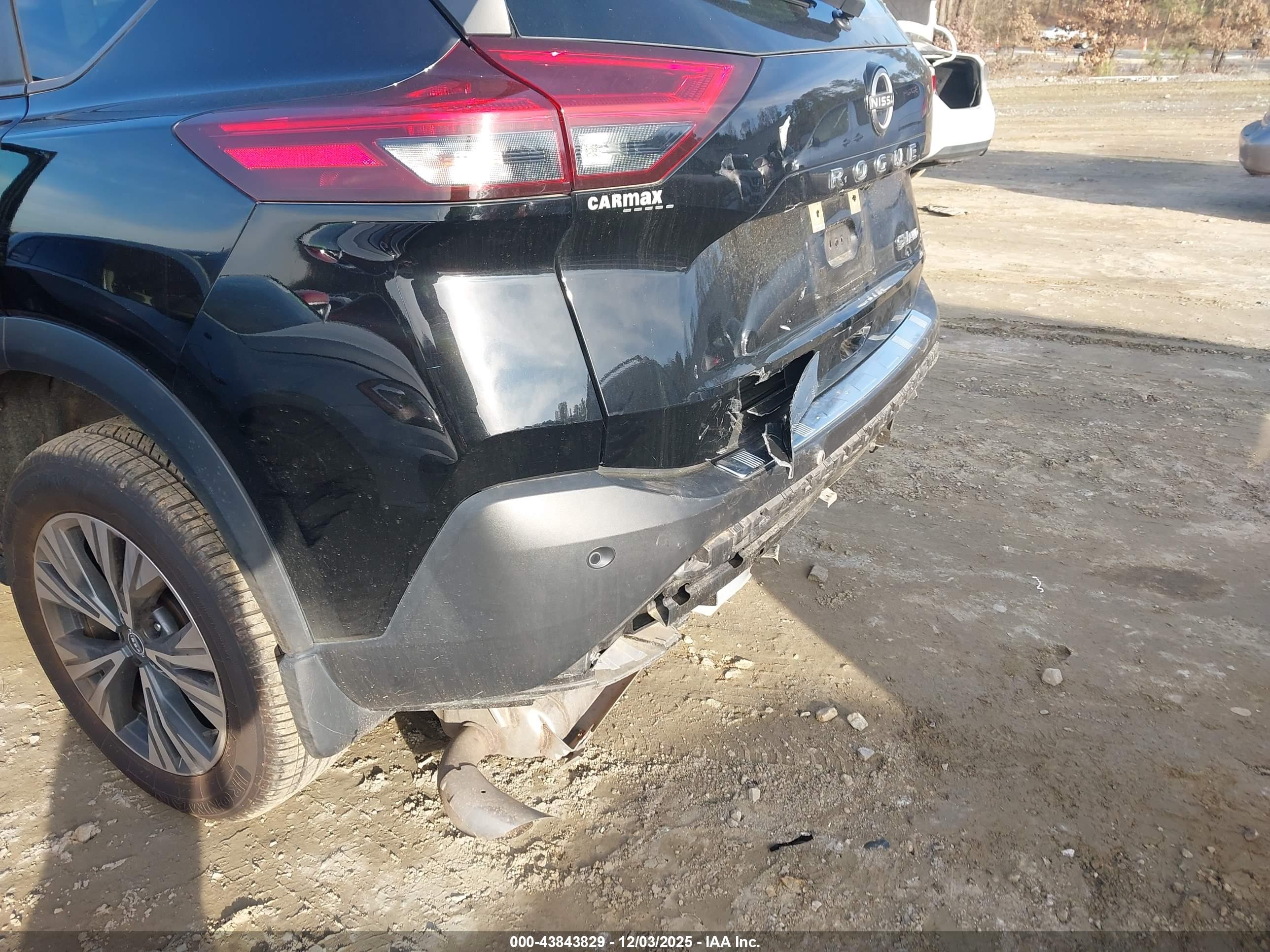 NISSAN ROGUE image 6