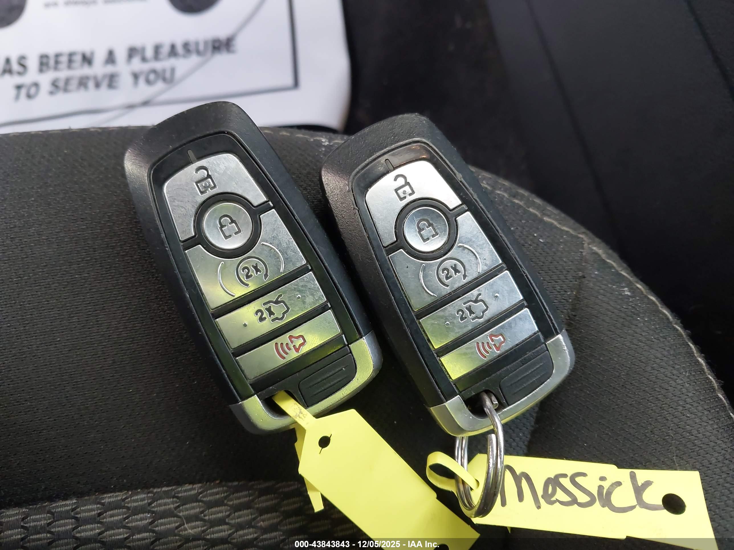 FORD EXPLORER image 11