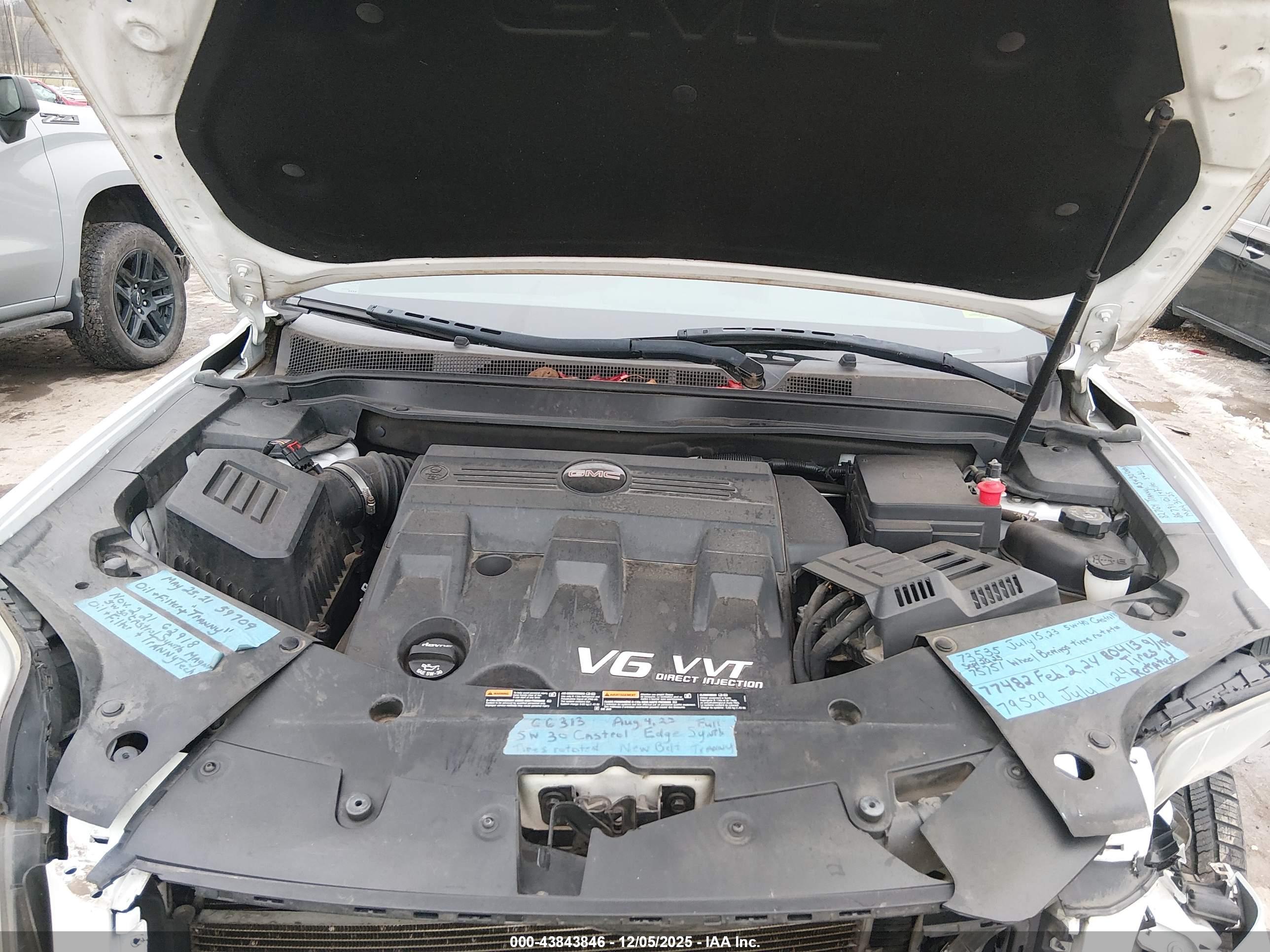 GMC TERRAIN image 10