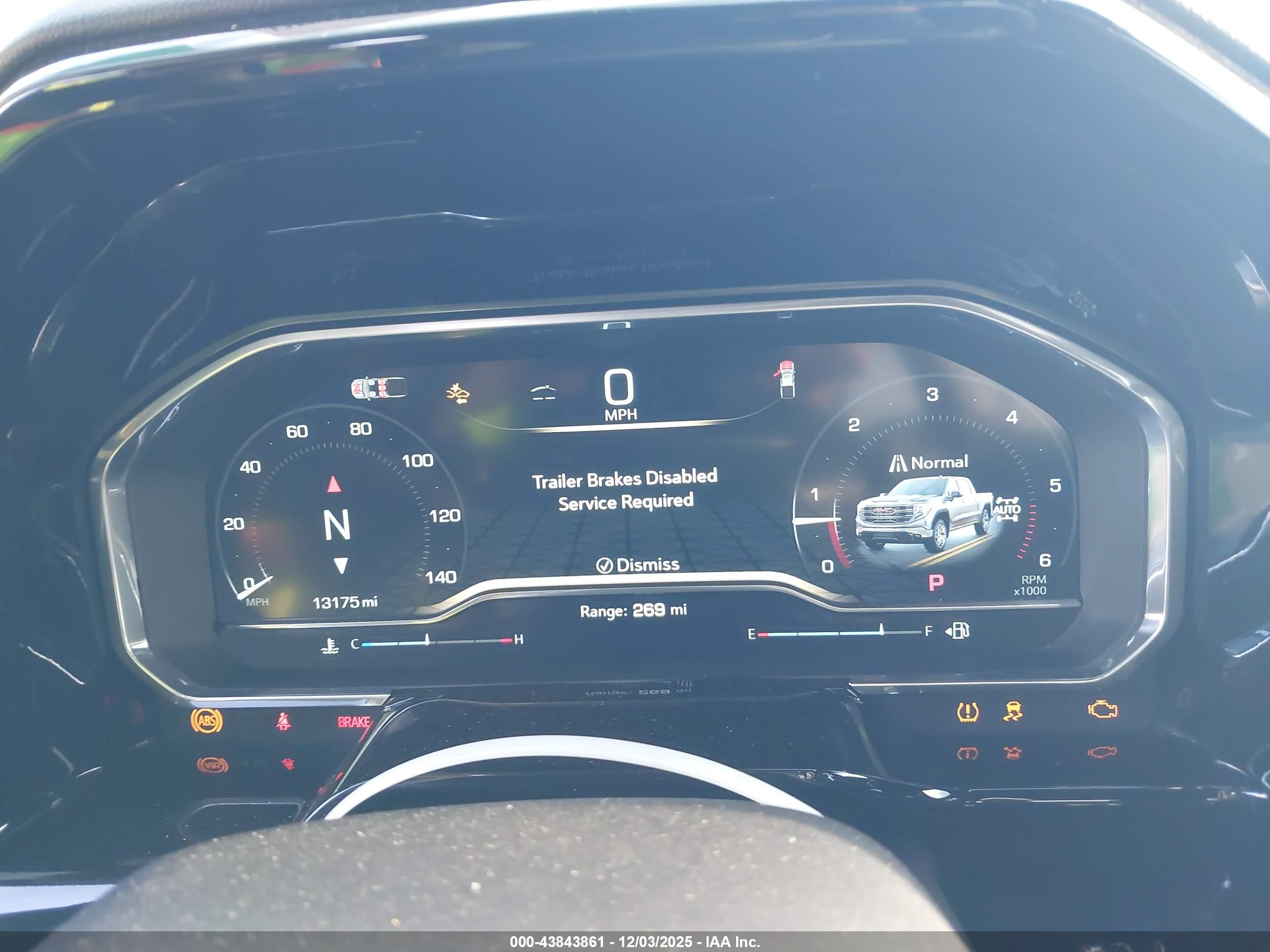 GMC SIERRA image 7