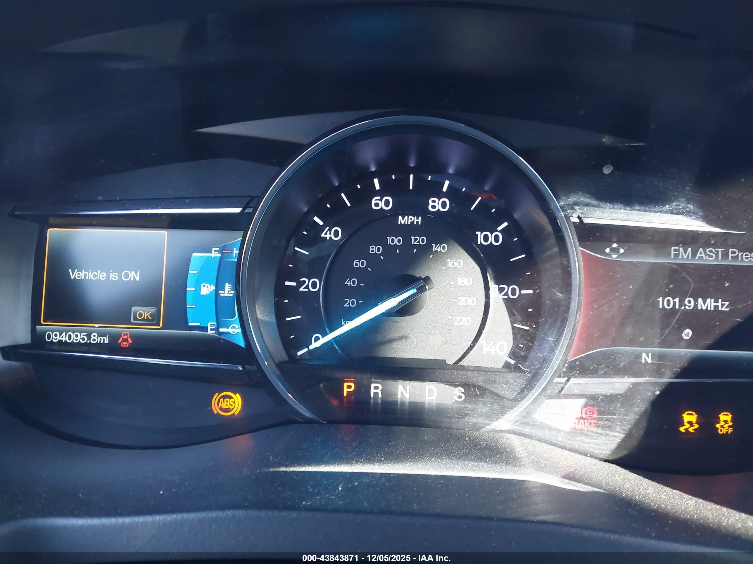FORD EXPLORER image 7
