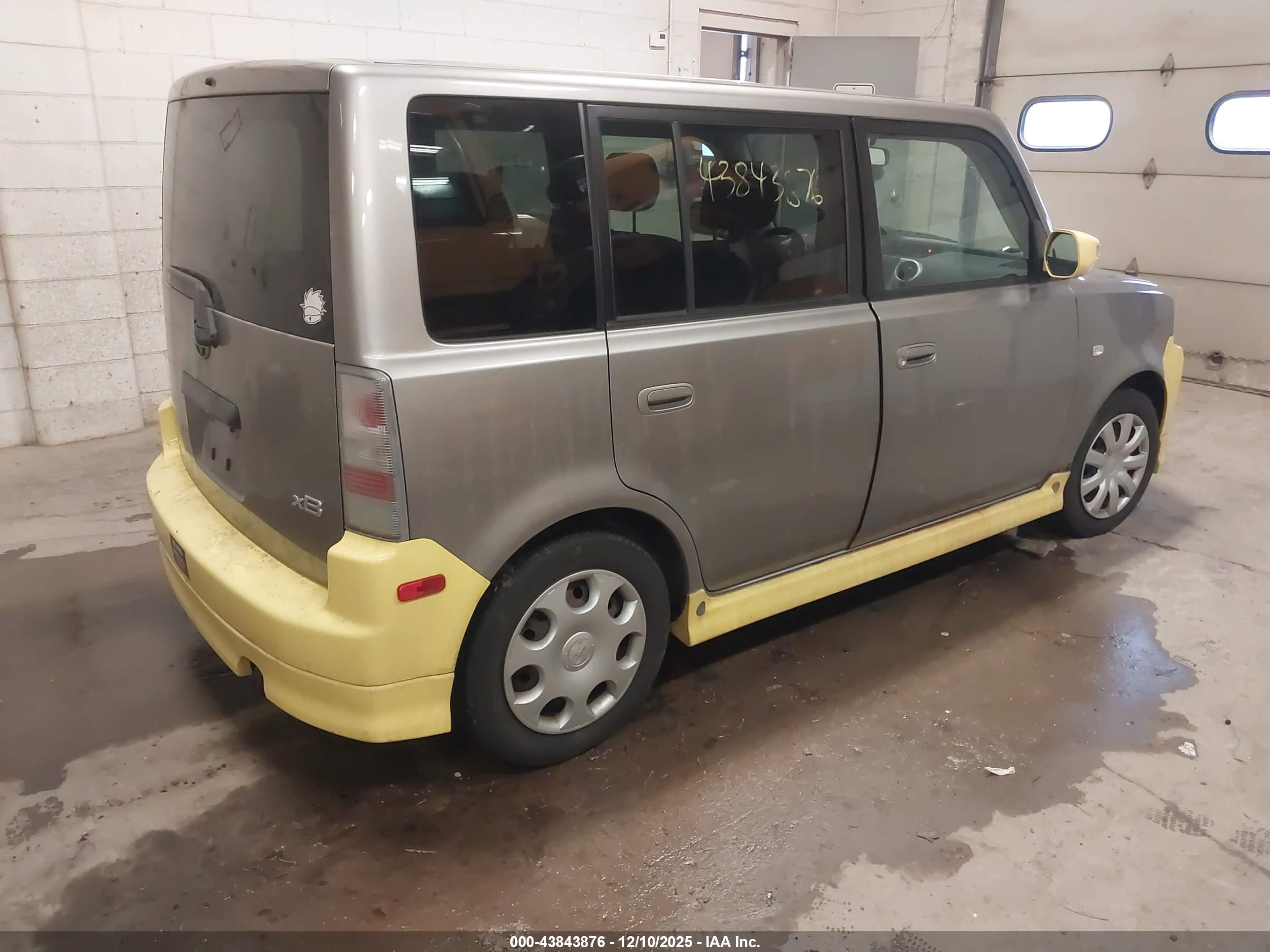 SCION XB image 4