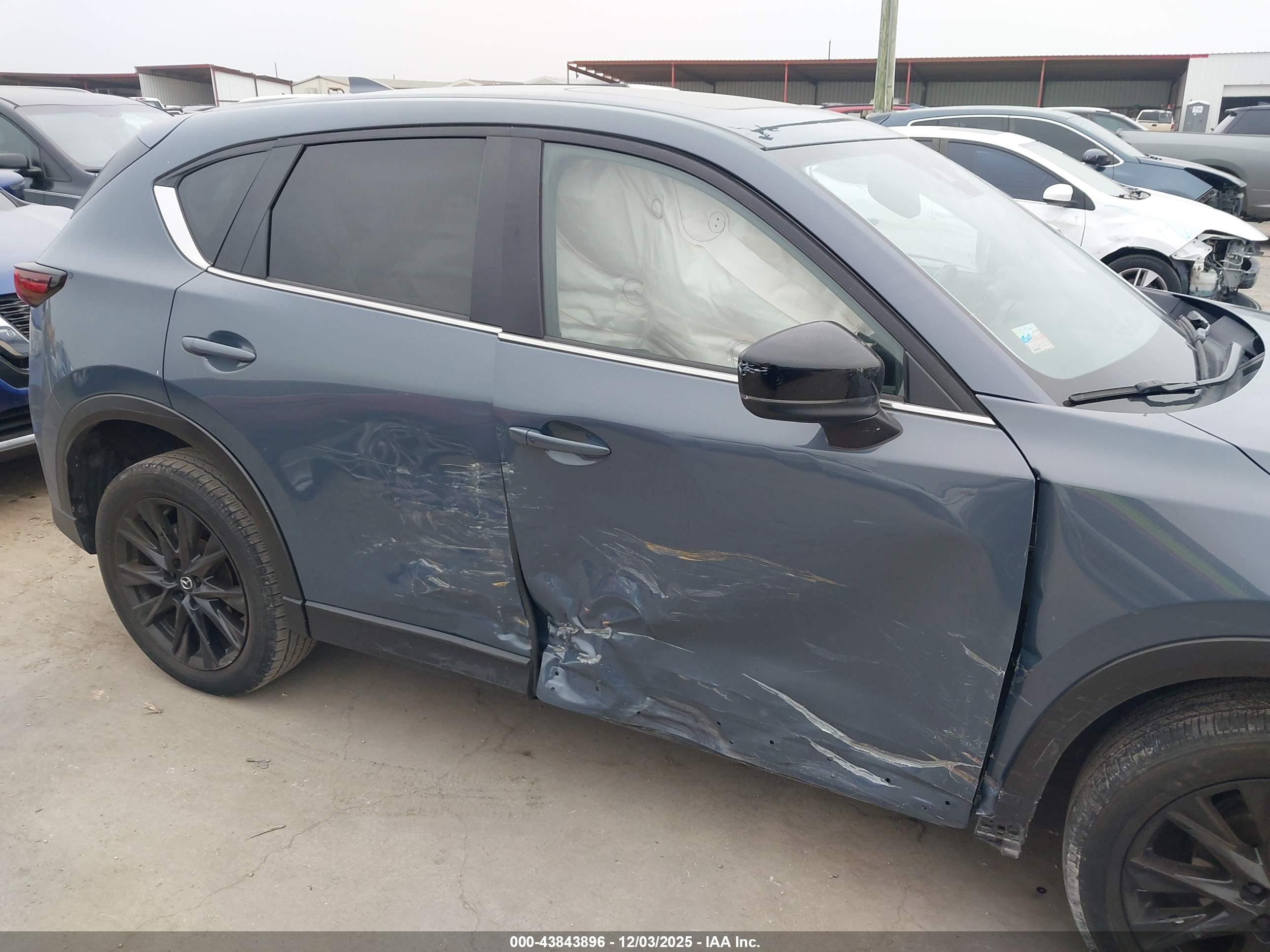 MAZDA CX-5 image 6