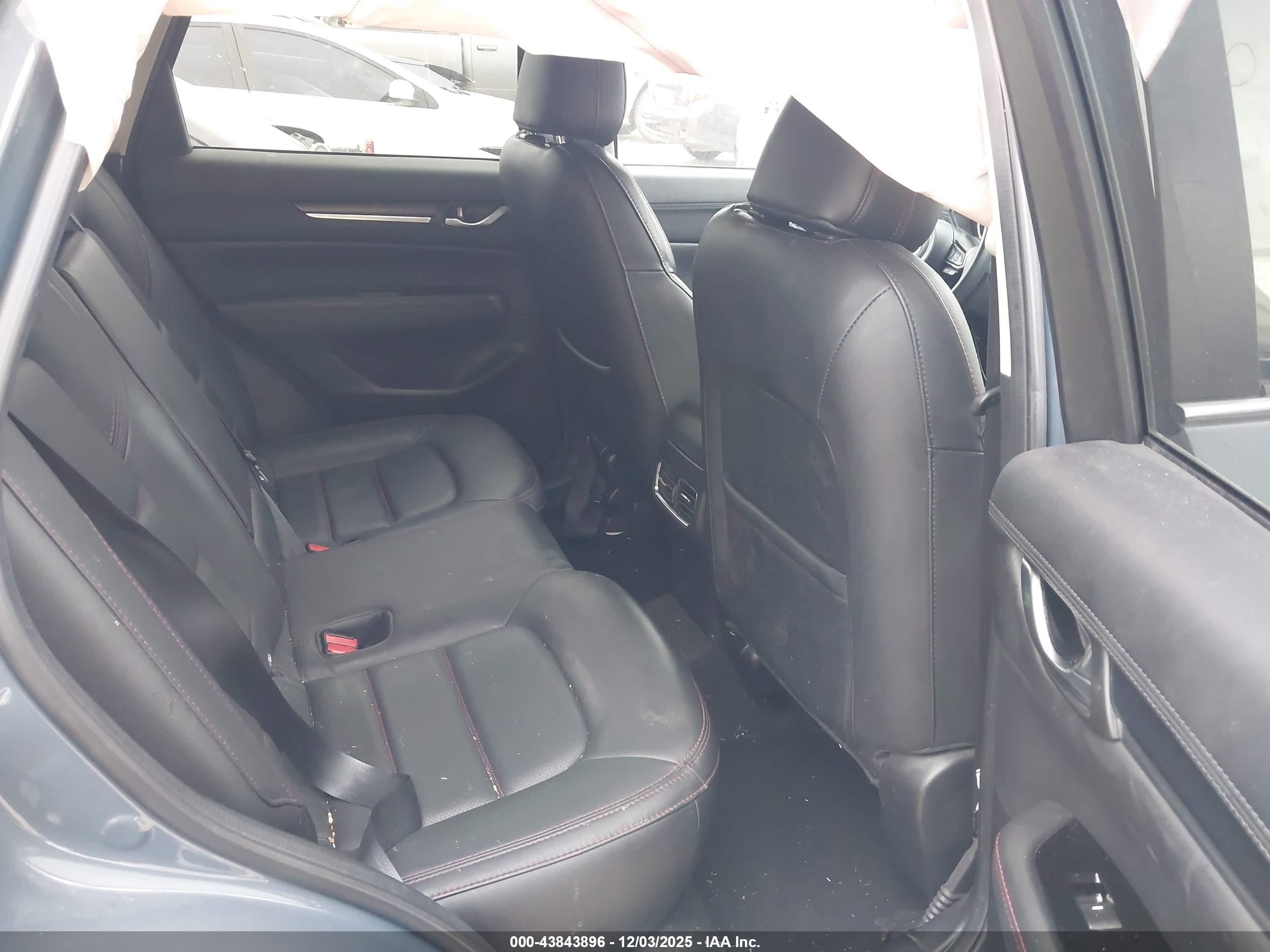 MAZDA CX-5 image 8