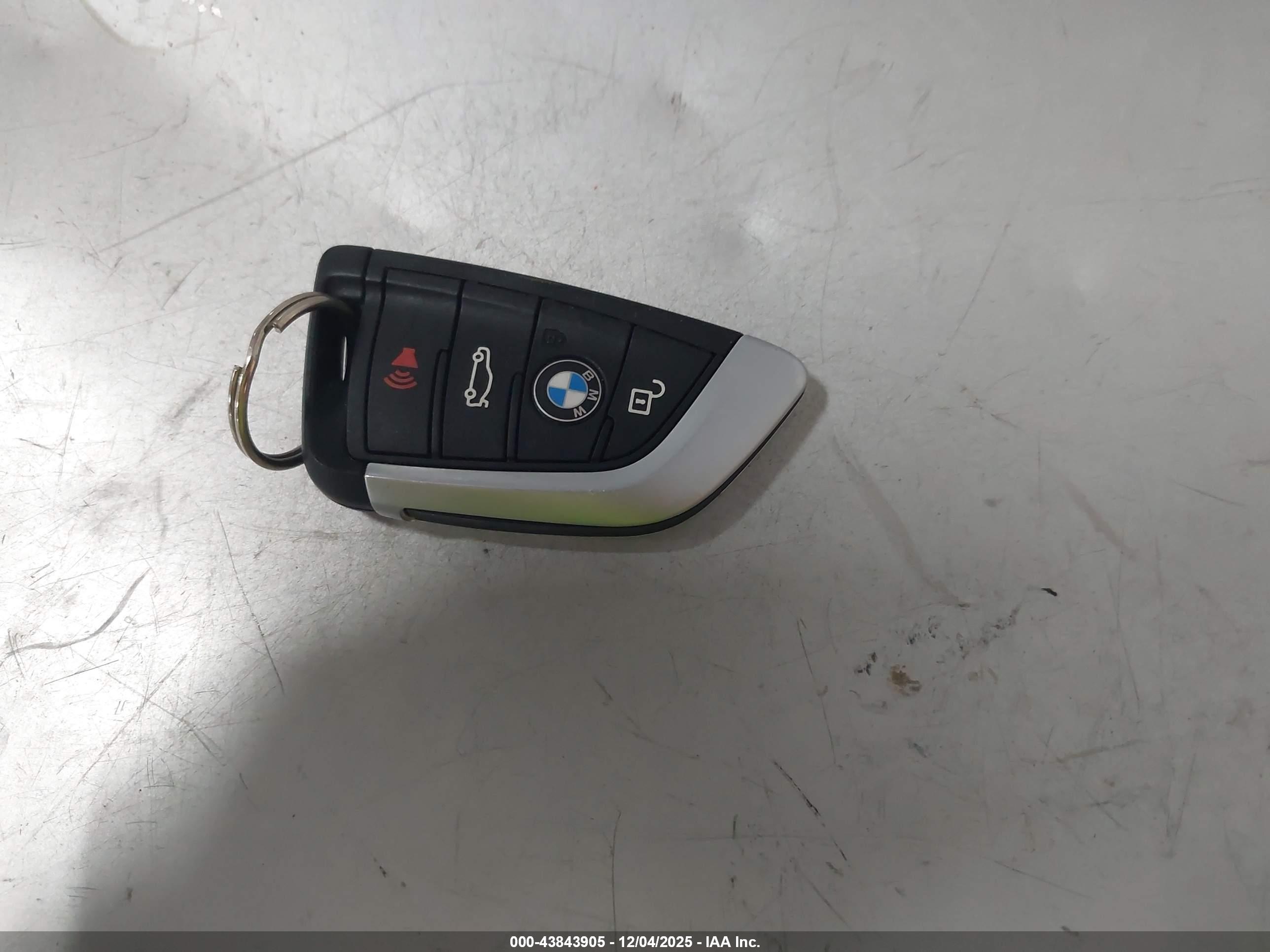 BMW X1 image 11
