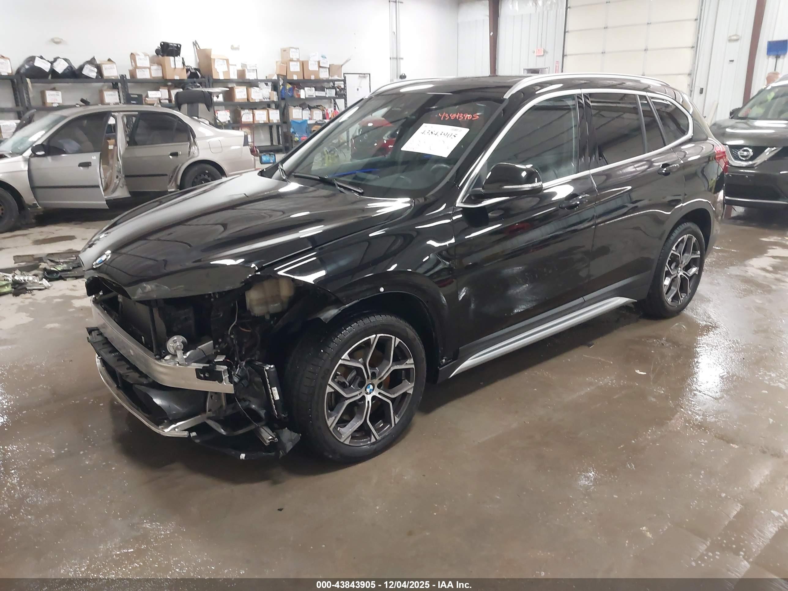 BMW X1 image 2