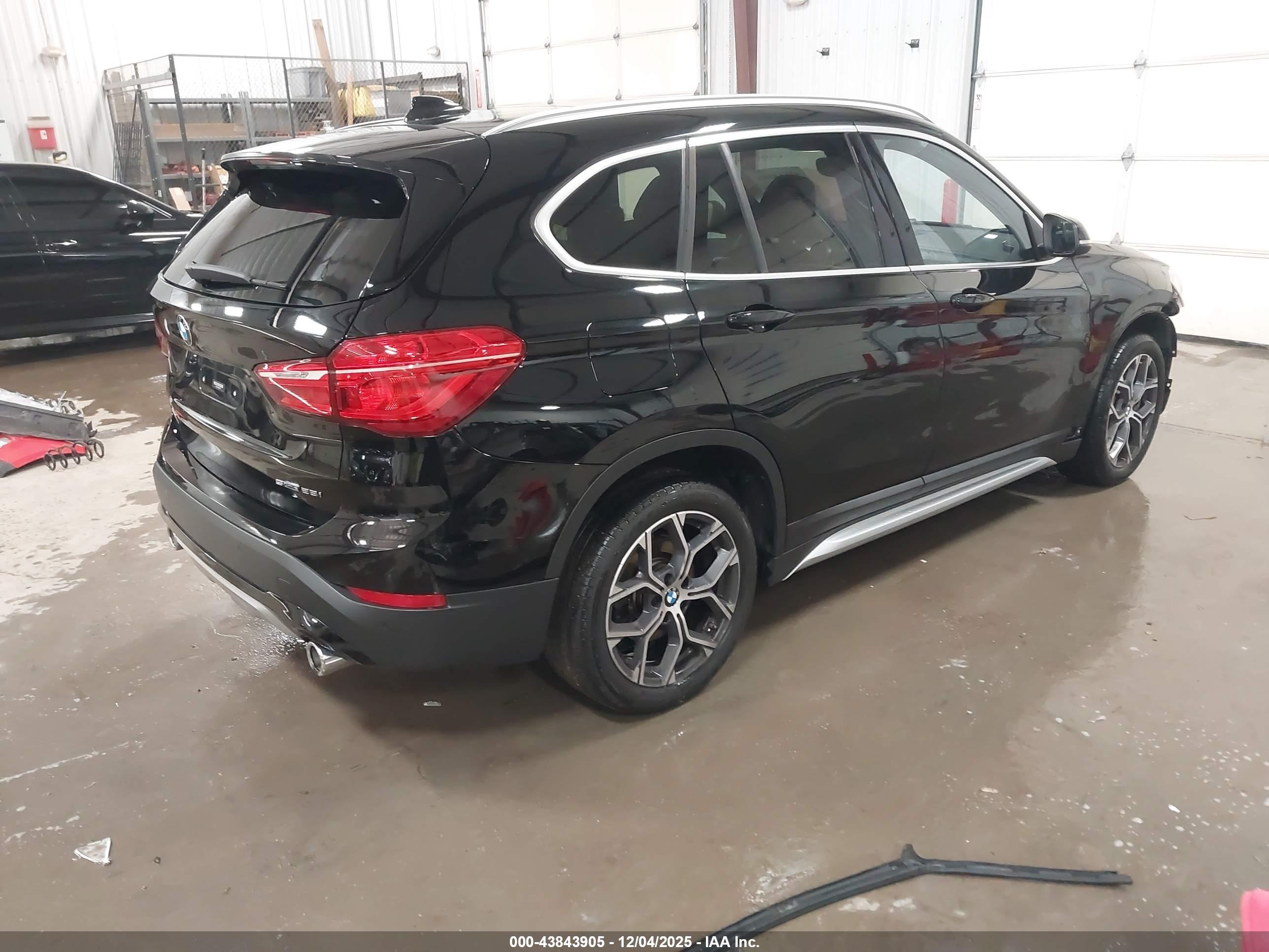 BMW X1 image 4