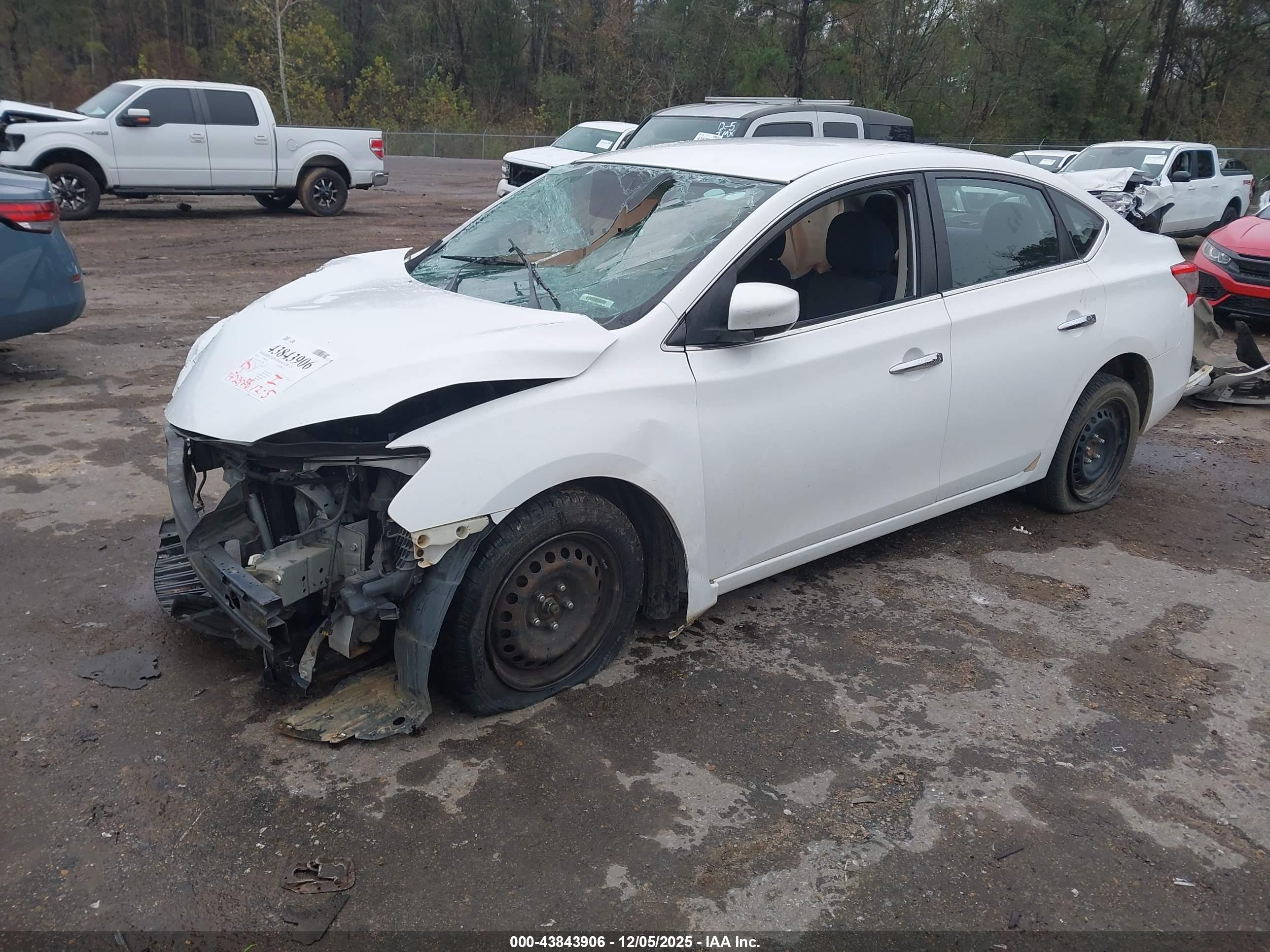 NISSAN SENTRA image 2
