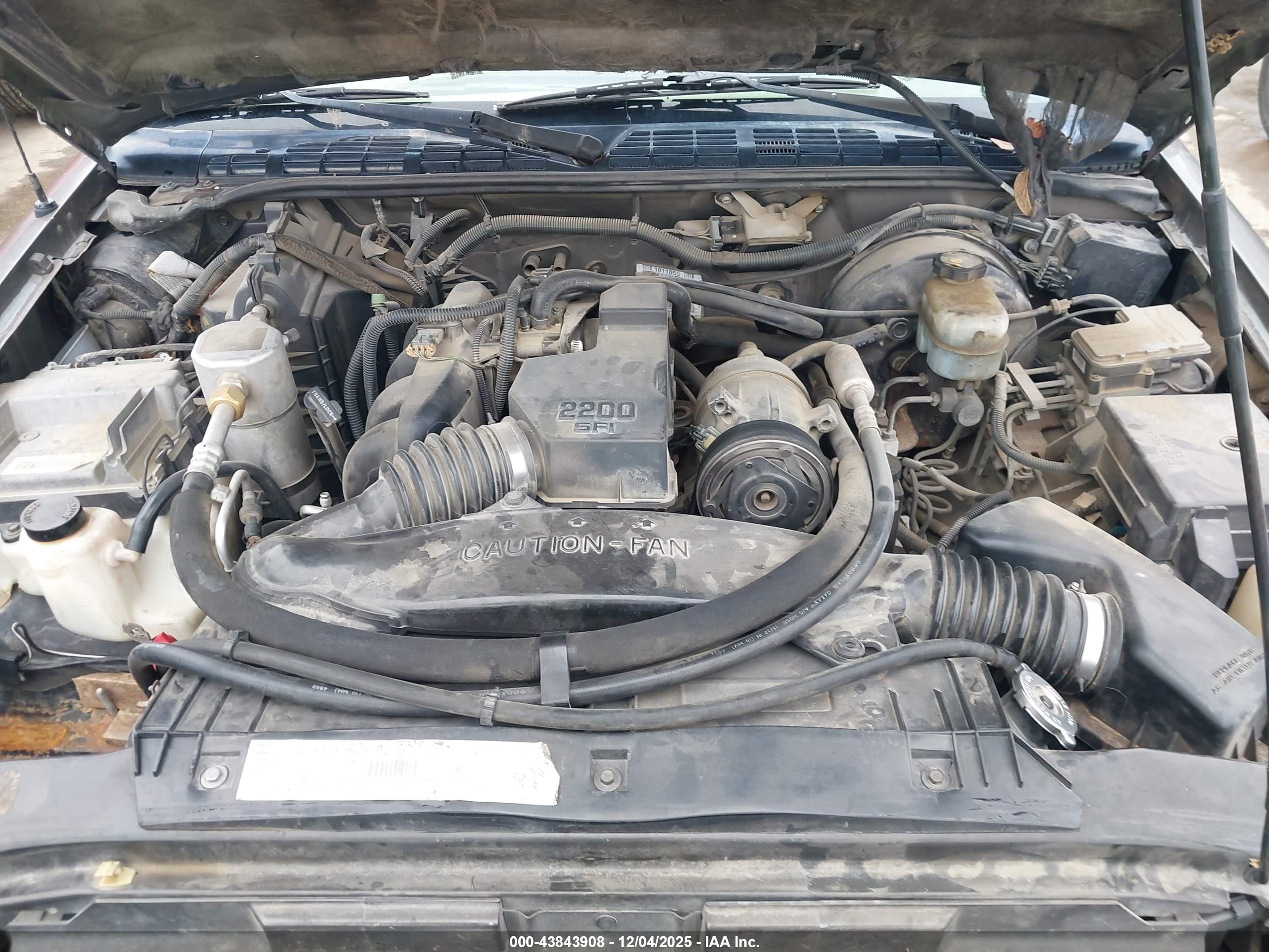 CHEVROLET S-10 image 10