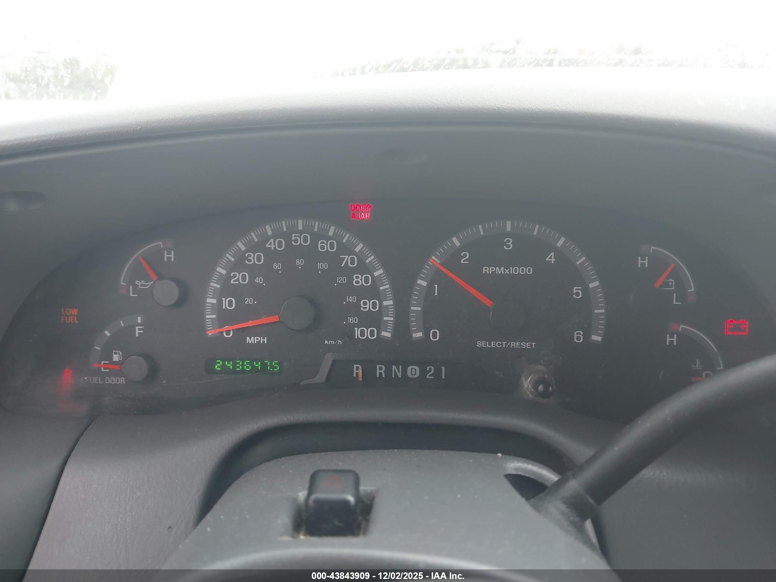 FORD F-150 image 7