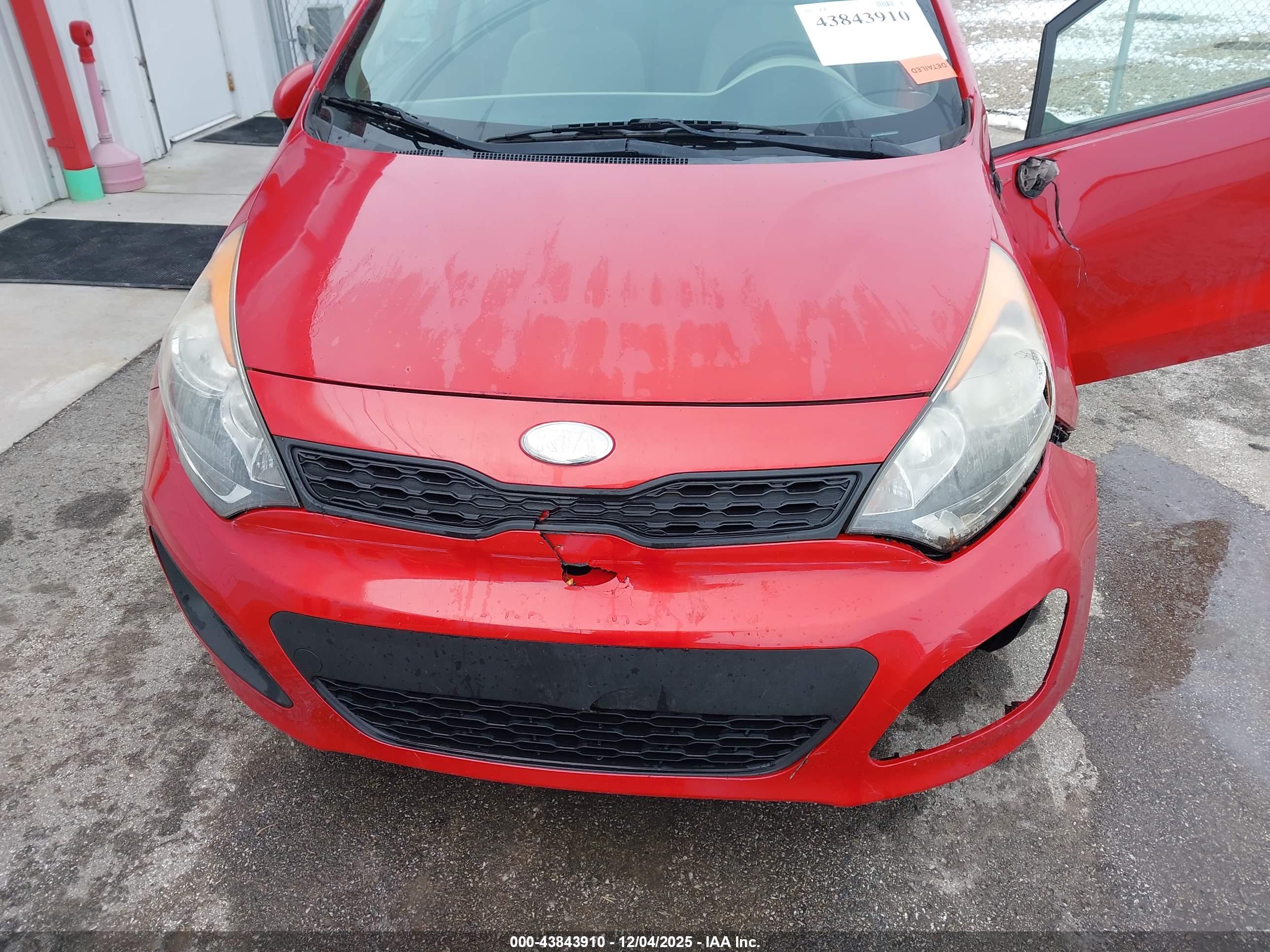 KIA RIO image 6