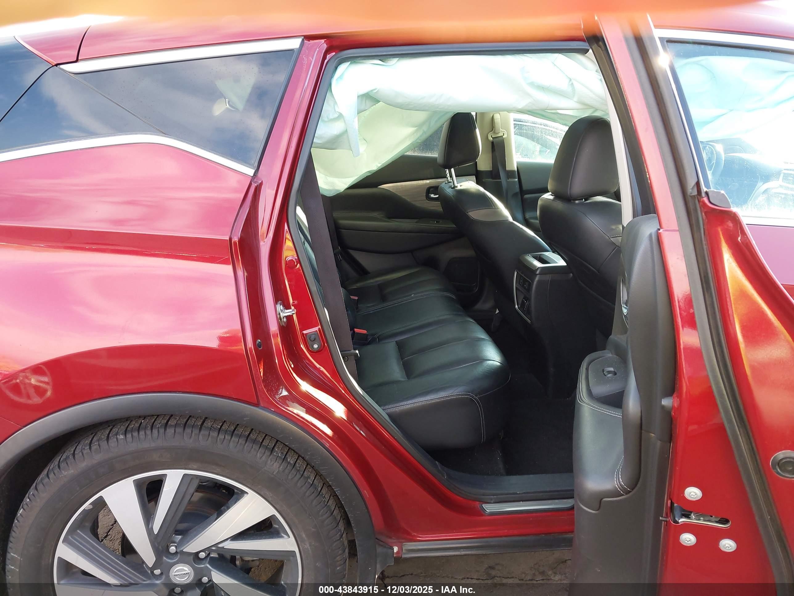 NISSAN MURANO image 8