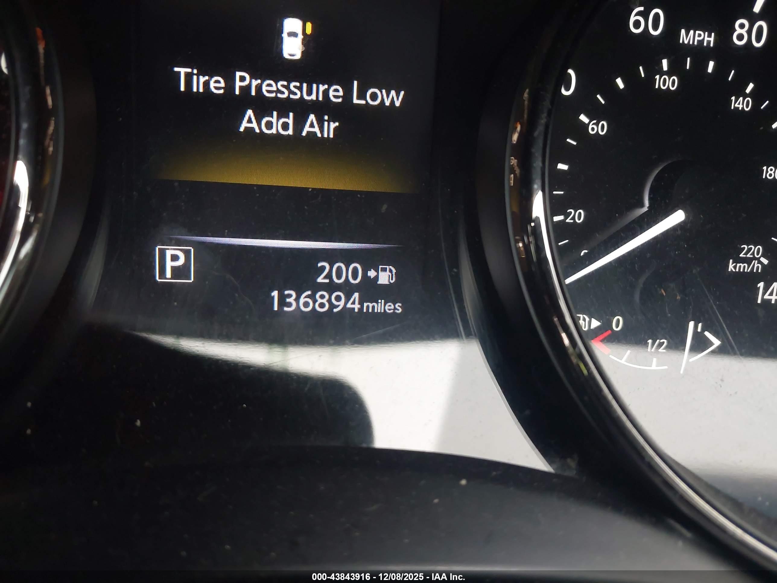 NISSAN ROGUE image 7