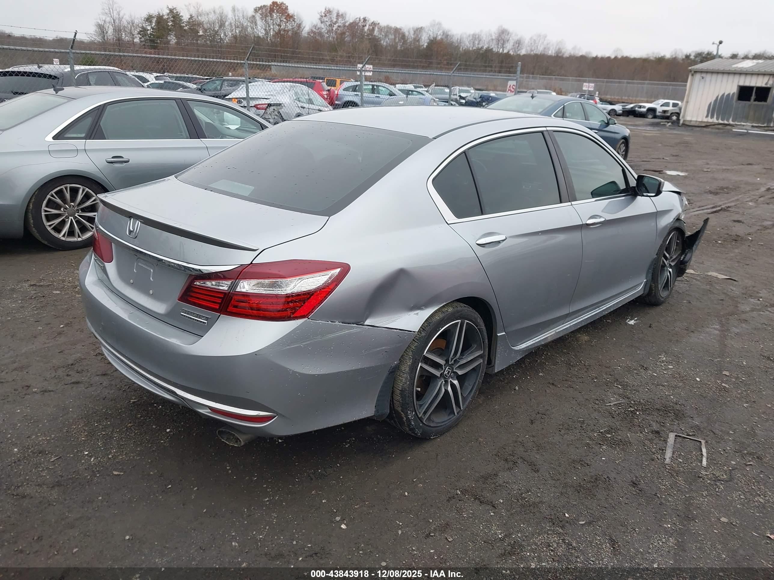 HONDA ACCORD image 4