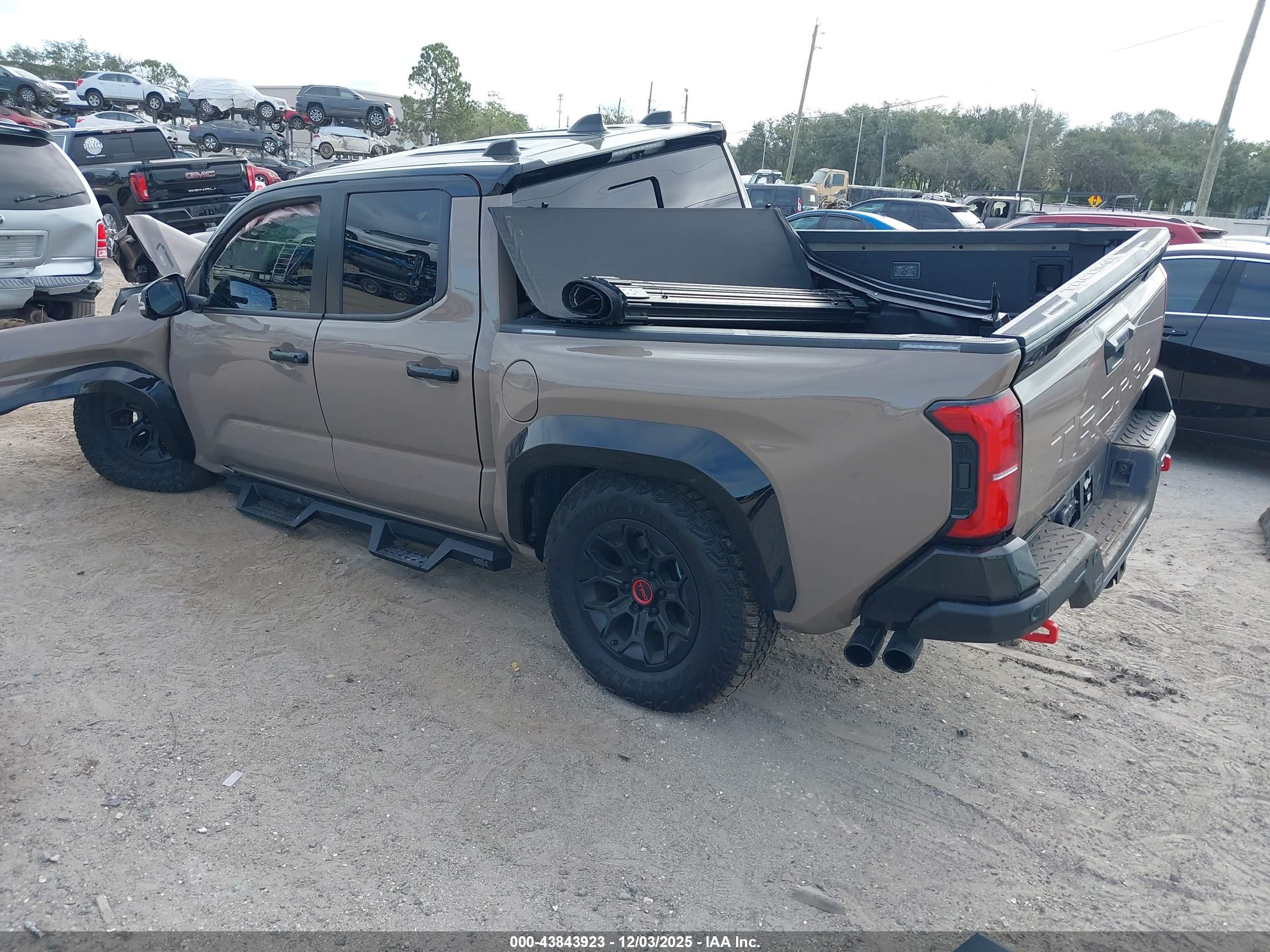 TOYOTA TACOMA image 3