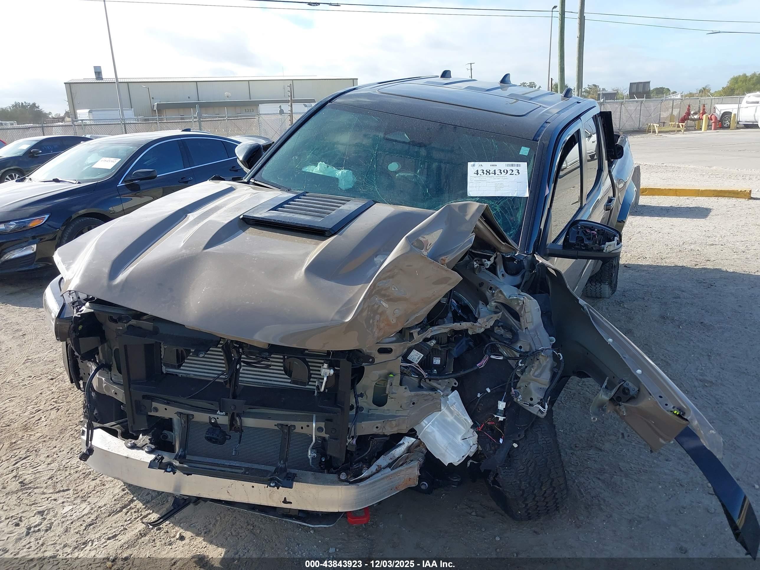 TOYOTA TACOMA image 6