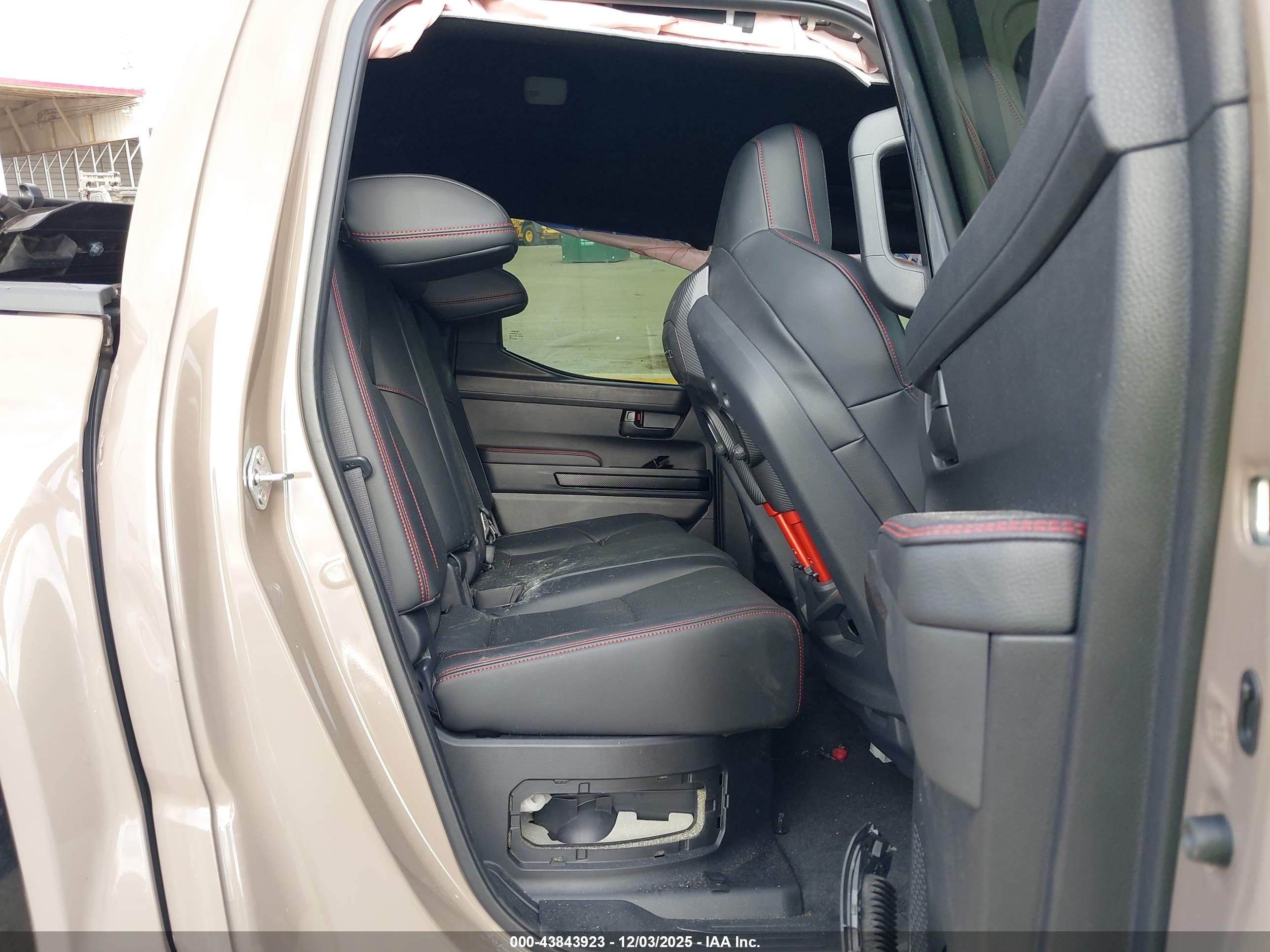 TOYOTA TACOMA image 8