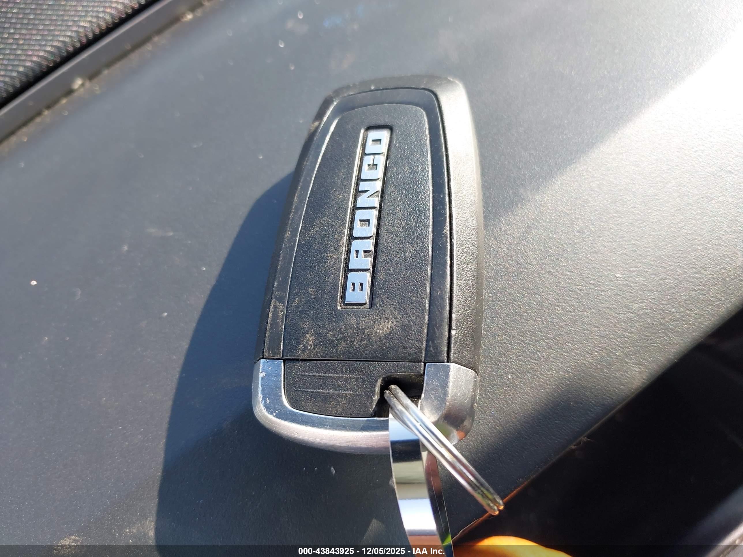 FORD BRONCO image 11