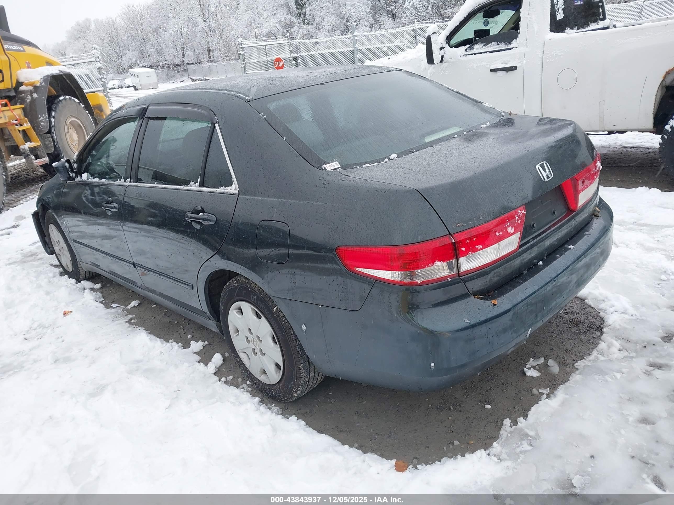 HONDA ACCORD image 3