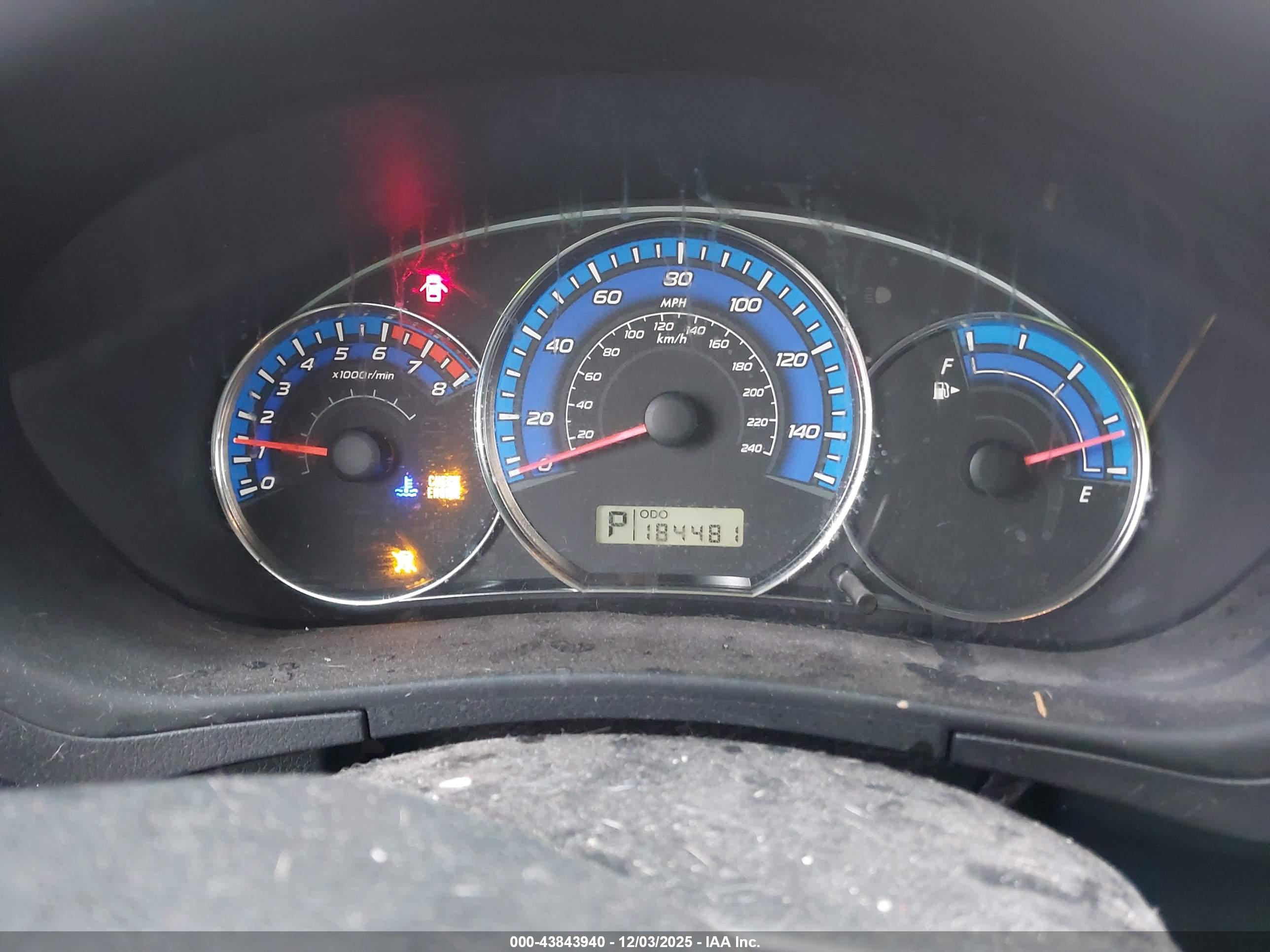SUBARU FORESTER image 7