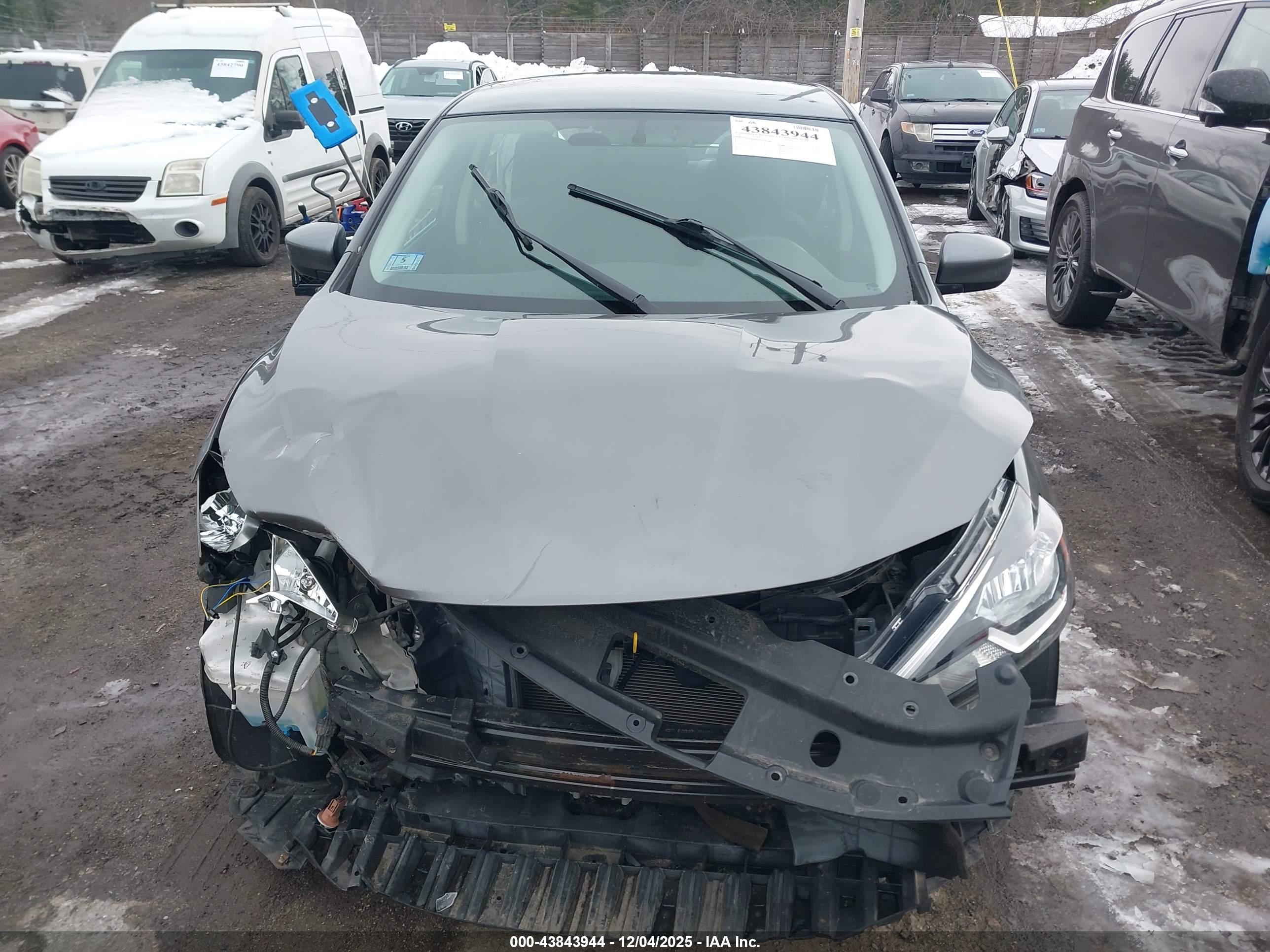 NISSAN SENTRA image 6