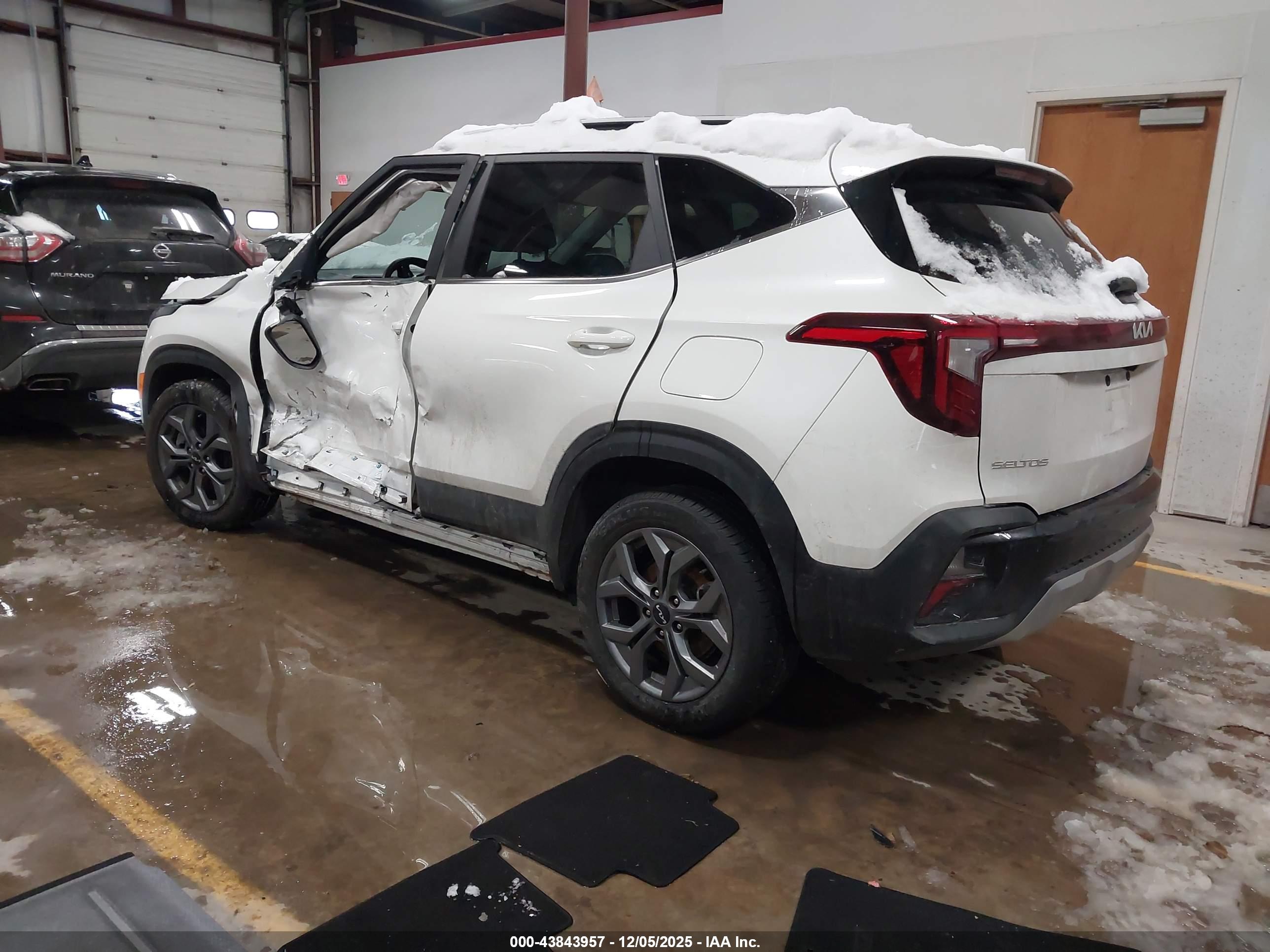 KIA SELTOS image 3