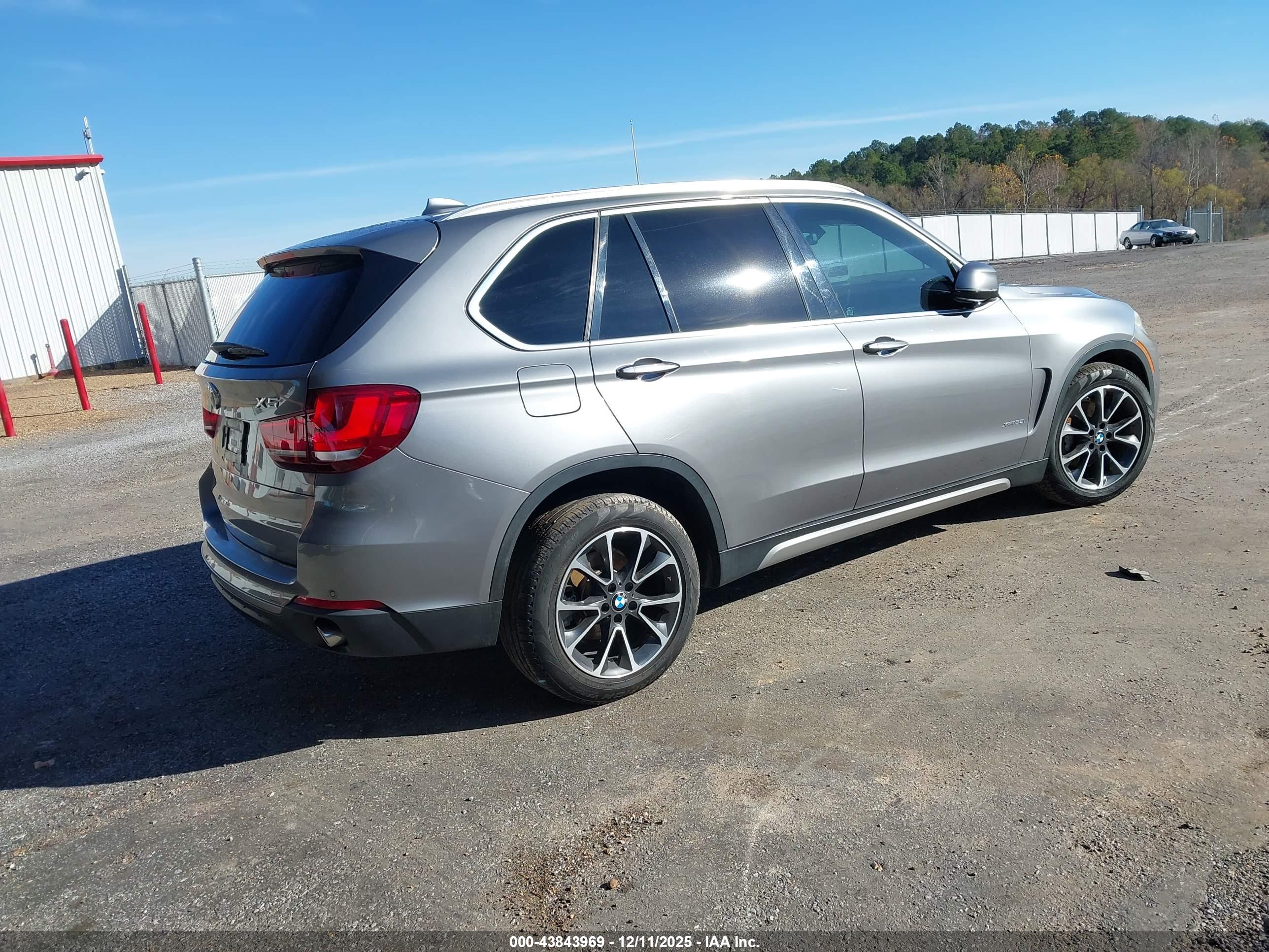 BMW X5 image 4