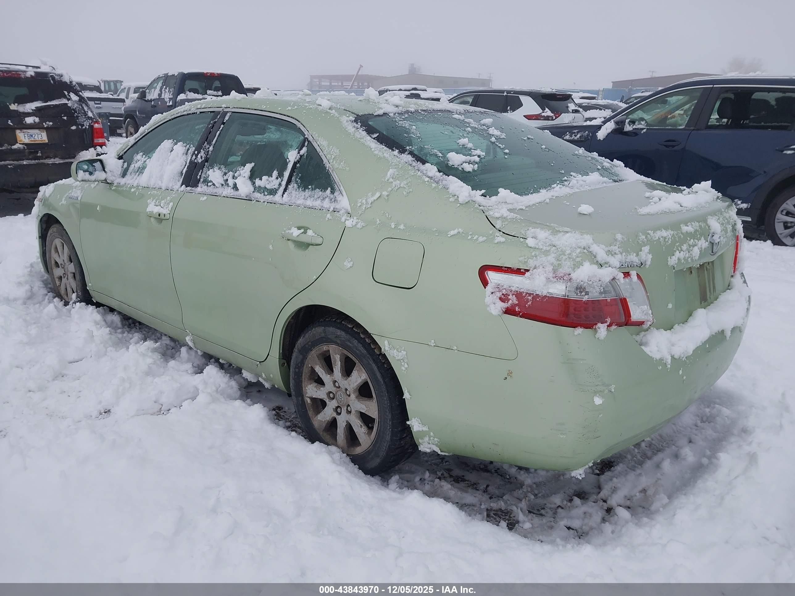 TOYOTA CAMRY image 3