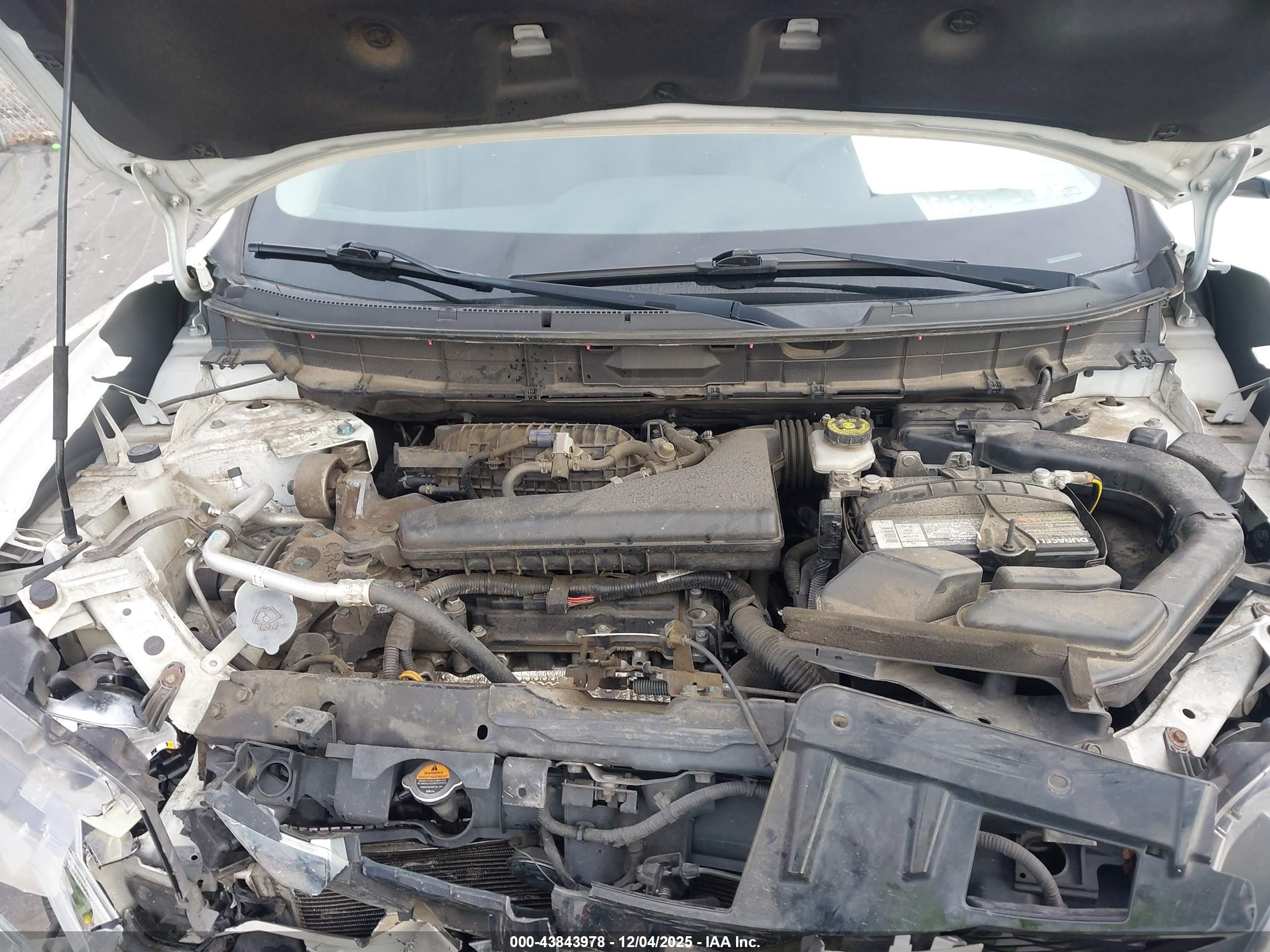 NISSAN ROGUE image 10