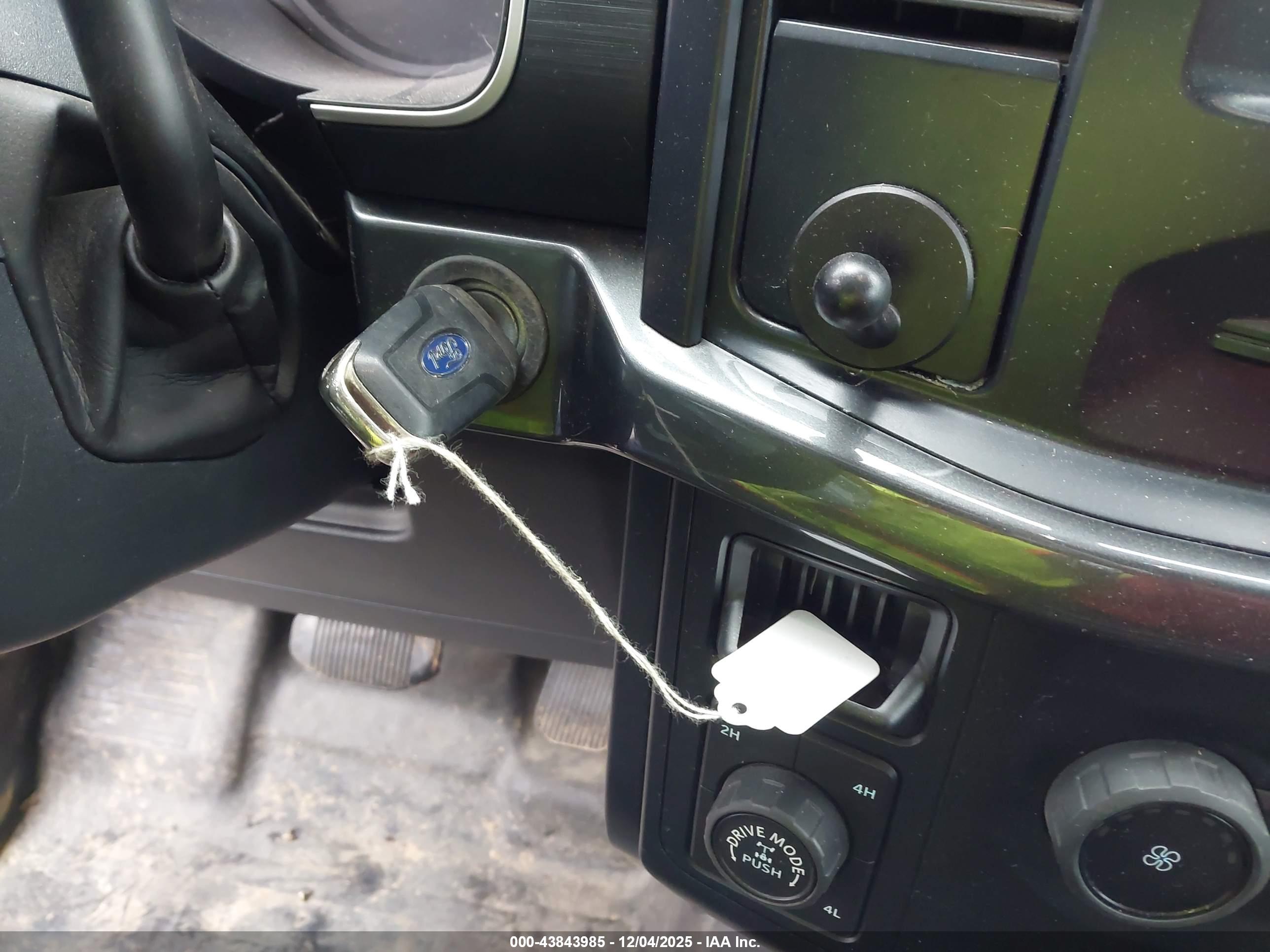 FORD F-150 image 11