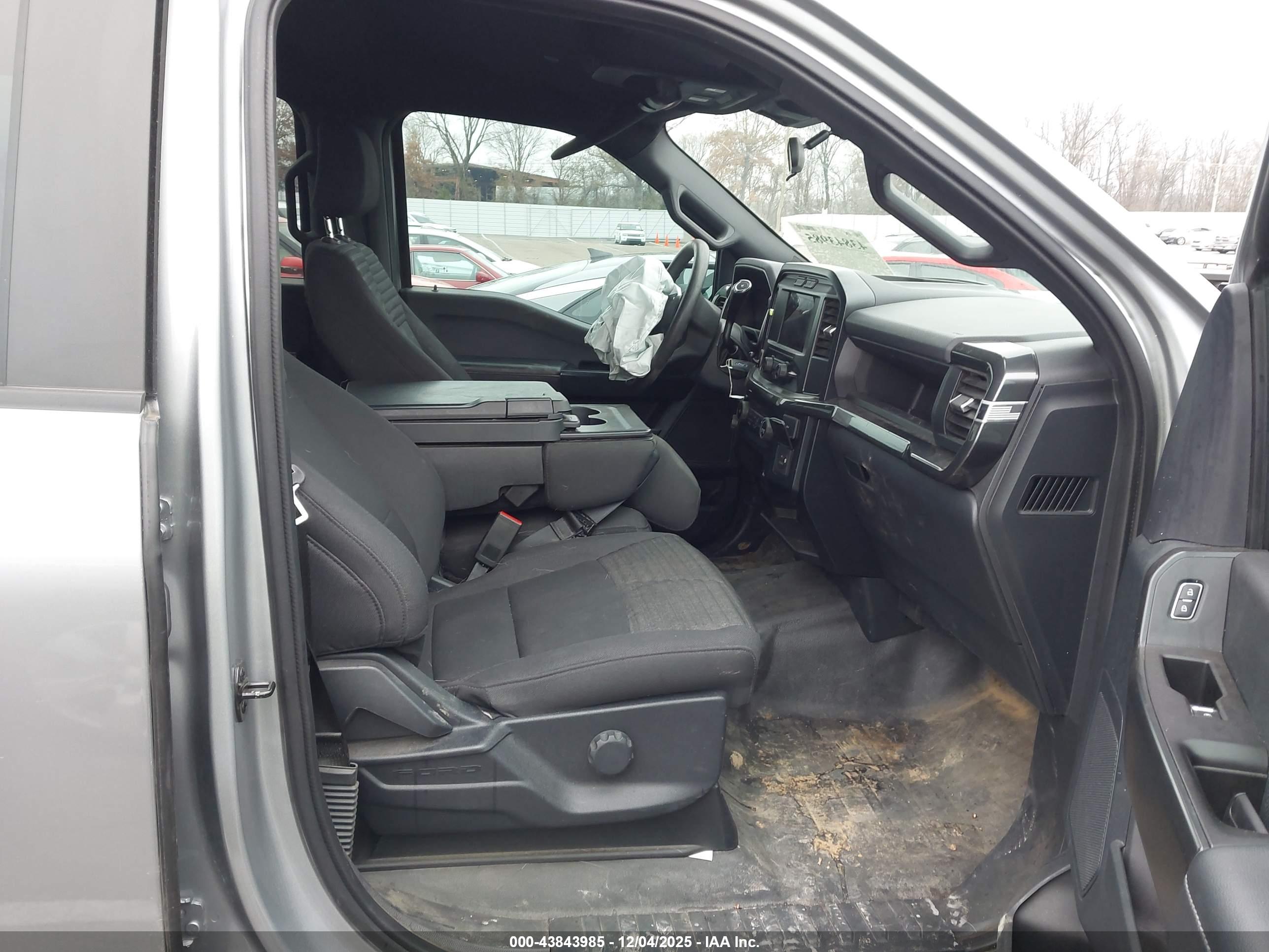 FORD F-150 image 5