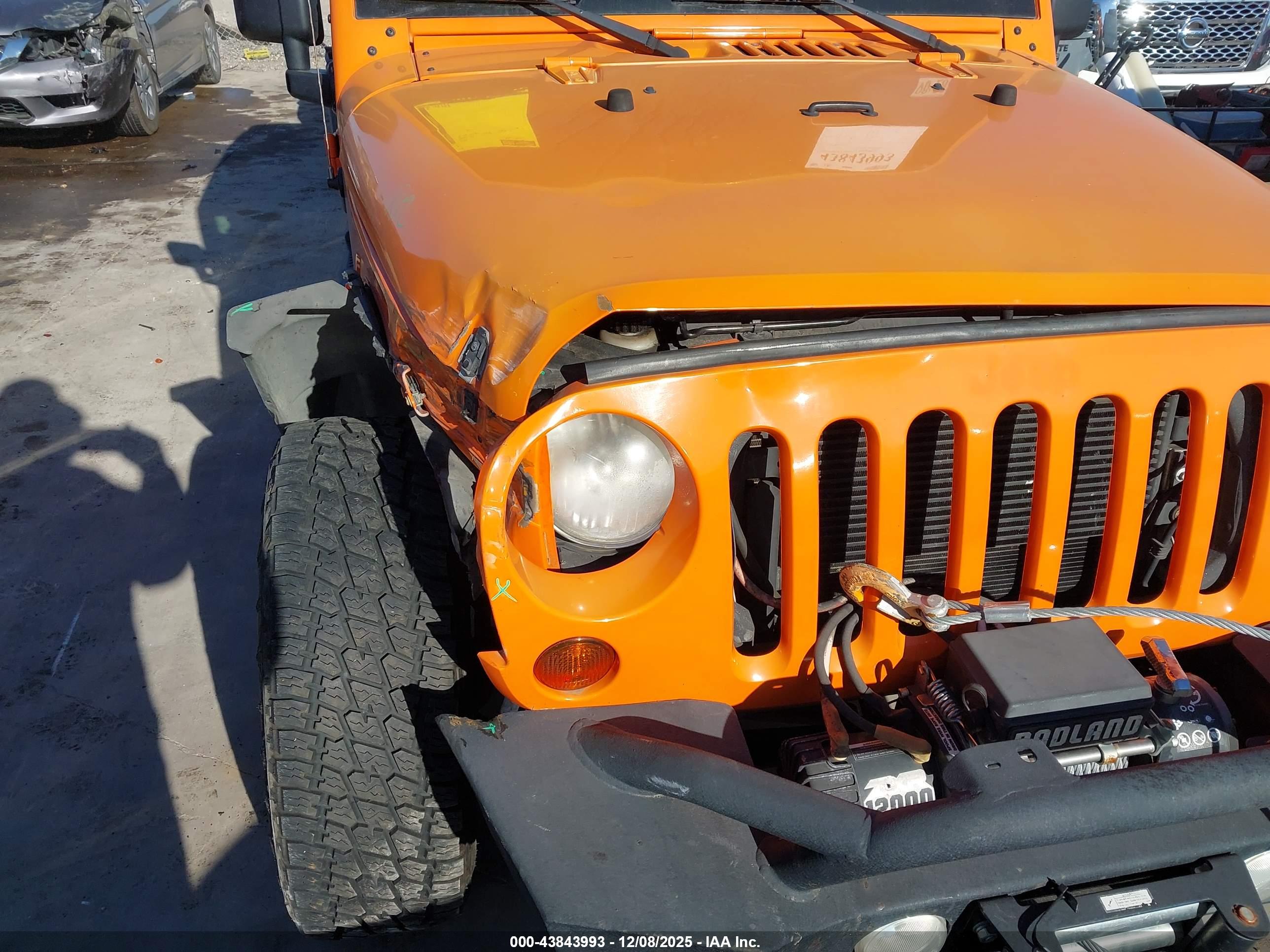 JEEP WRANGLER image 6