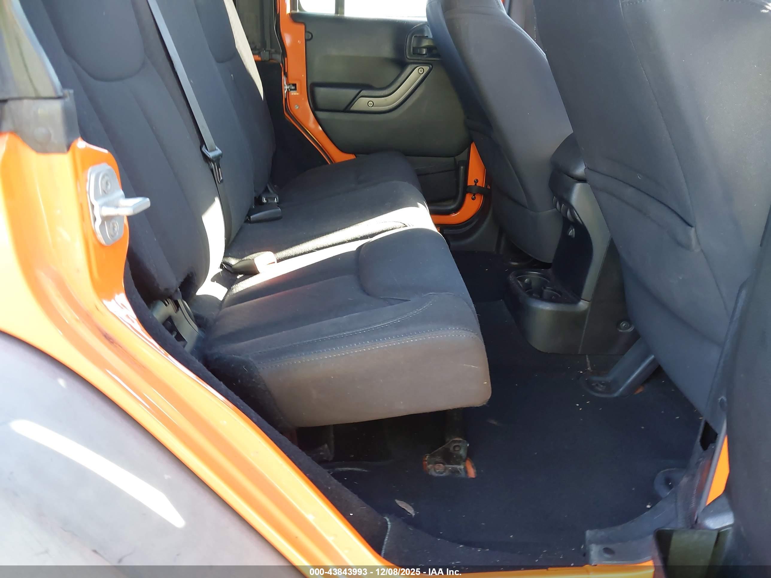 JEEP WRANGLER image 8