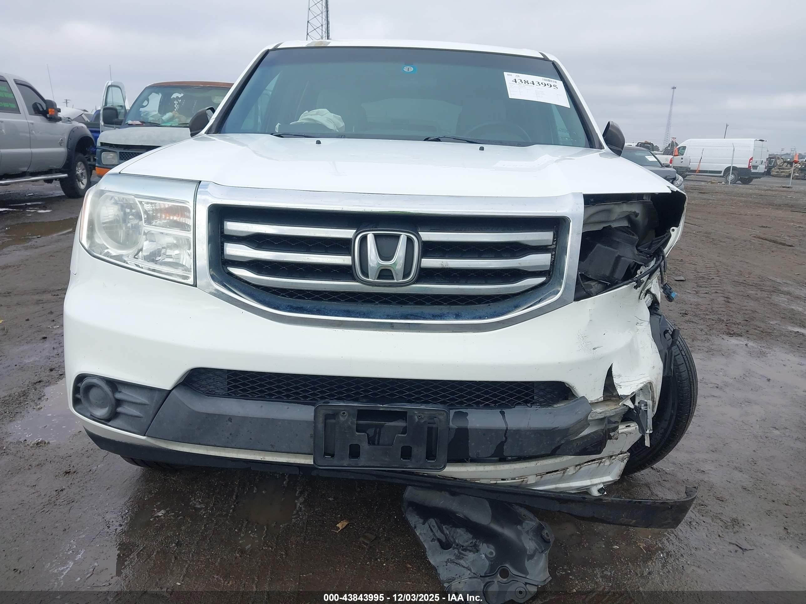 HONDA PILOT image 6