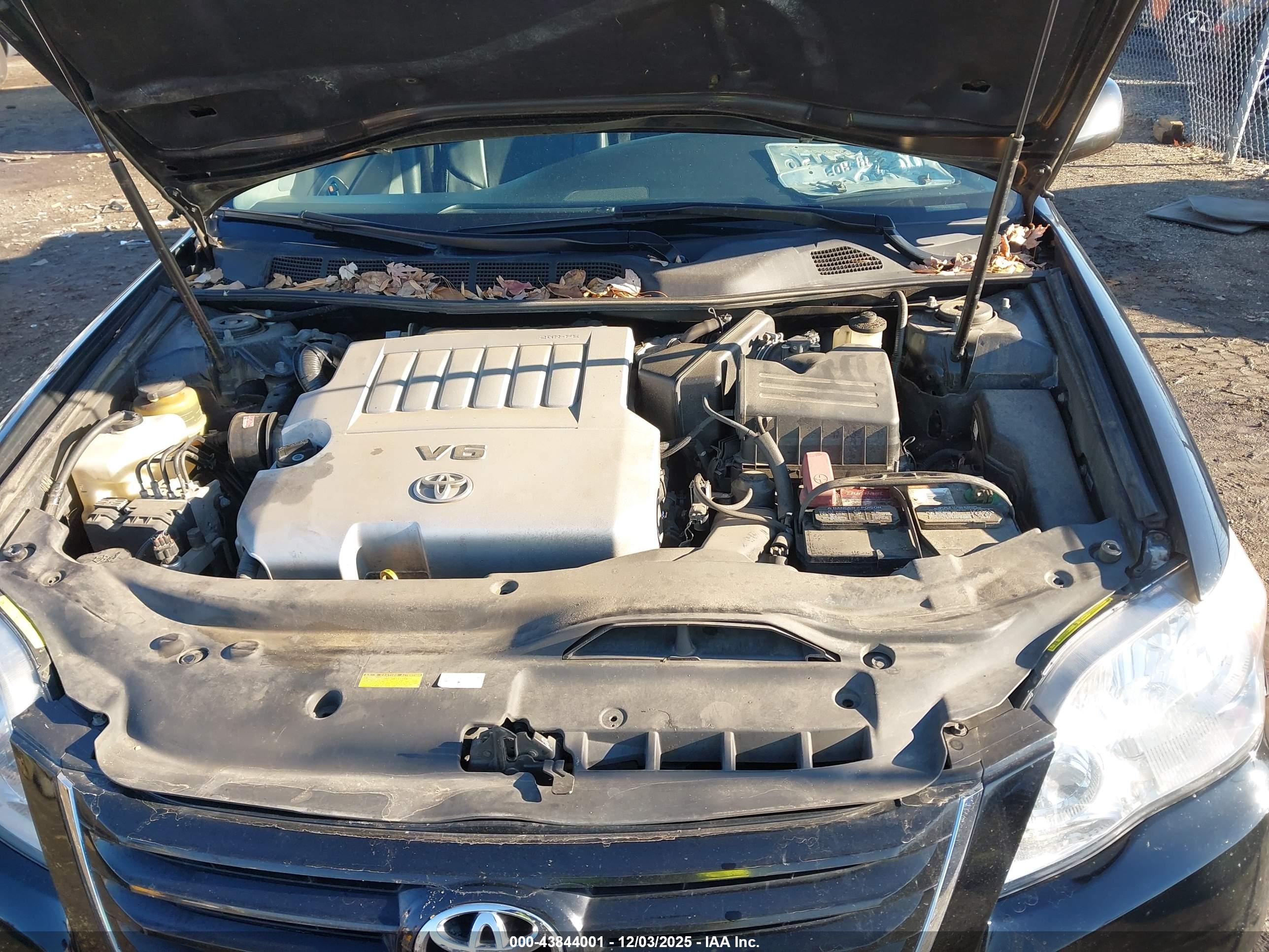 TOYOTA AVALON image 10