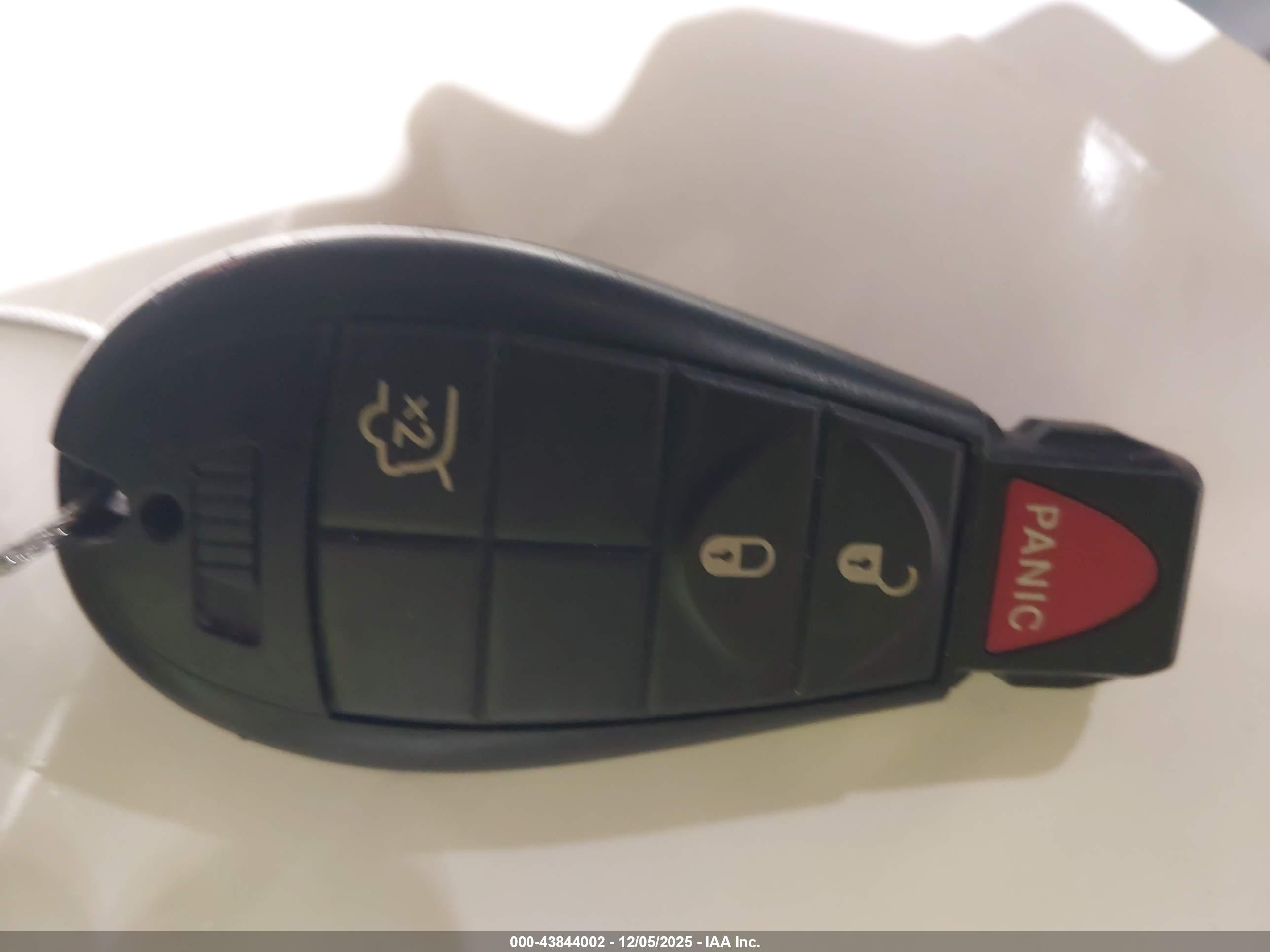 JEEP GRAND image 11