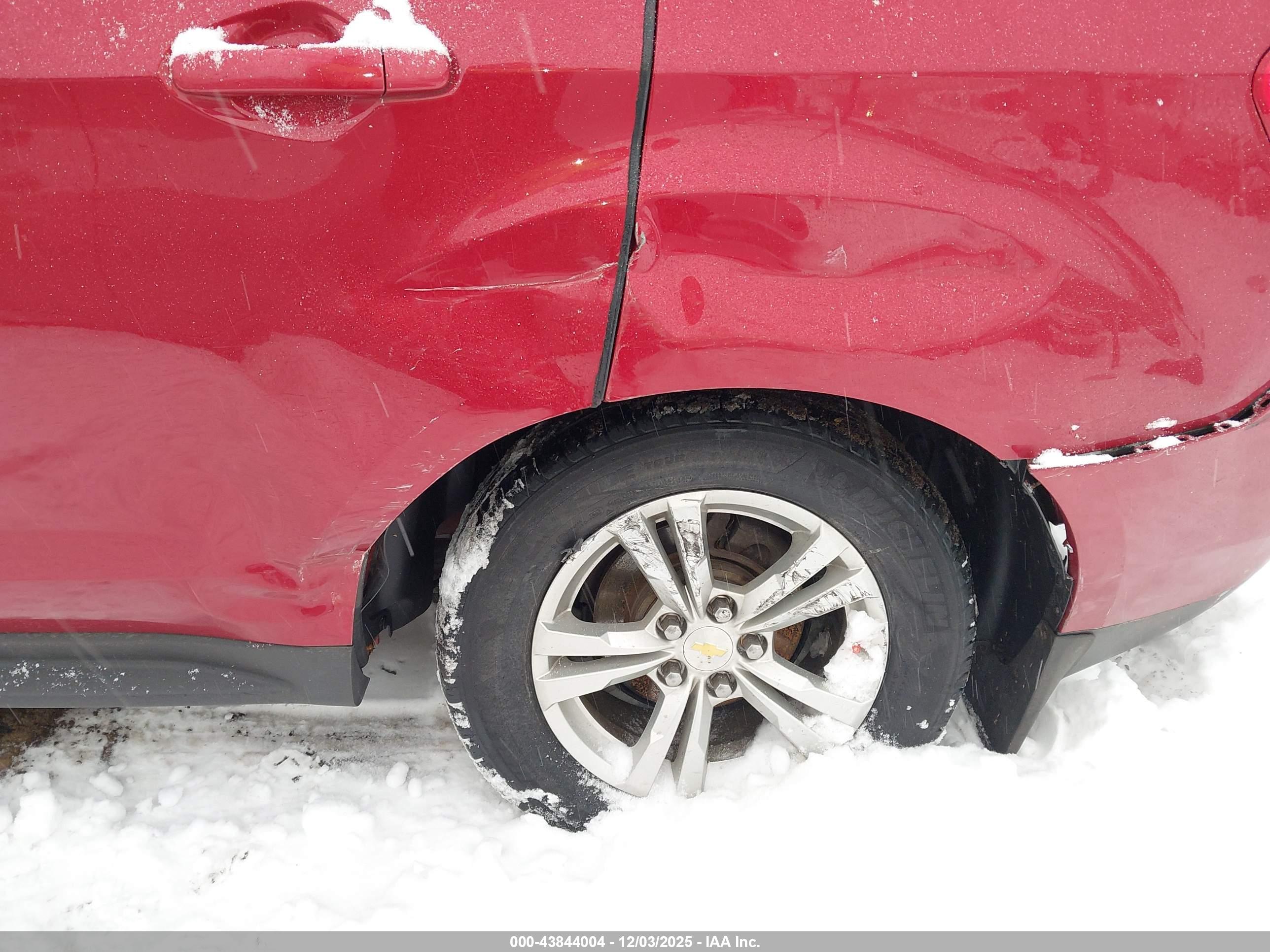 CHEVROLET EQUINOX image 6