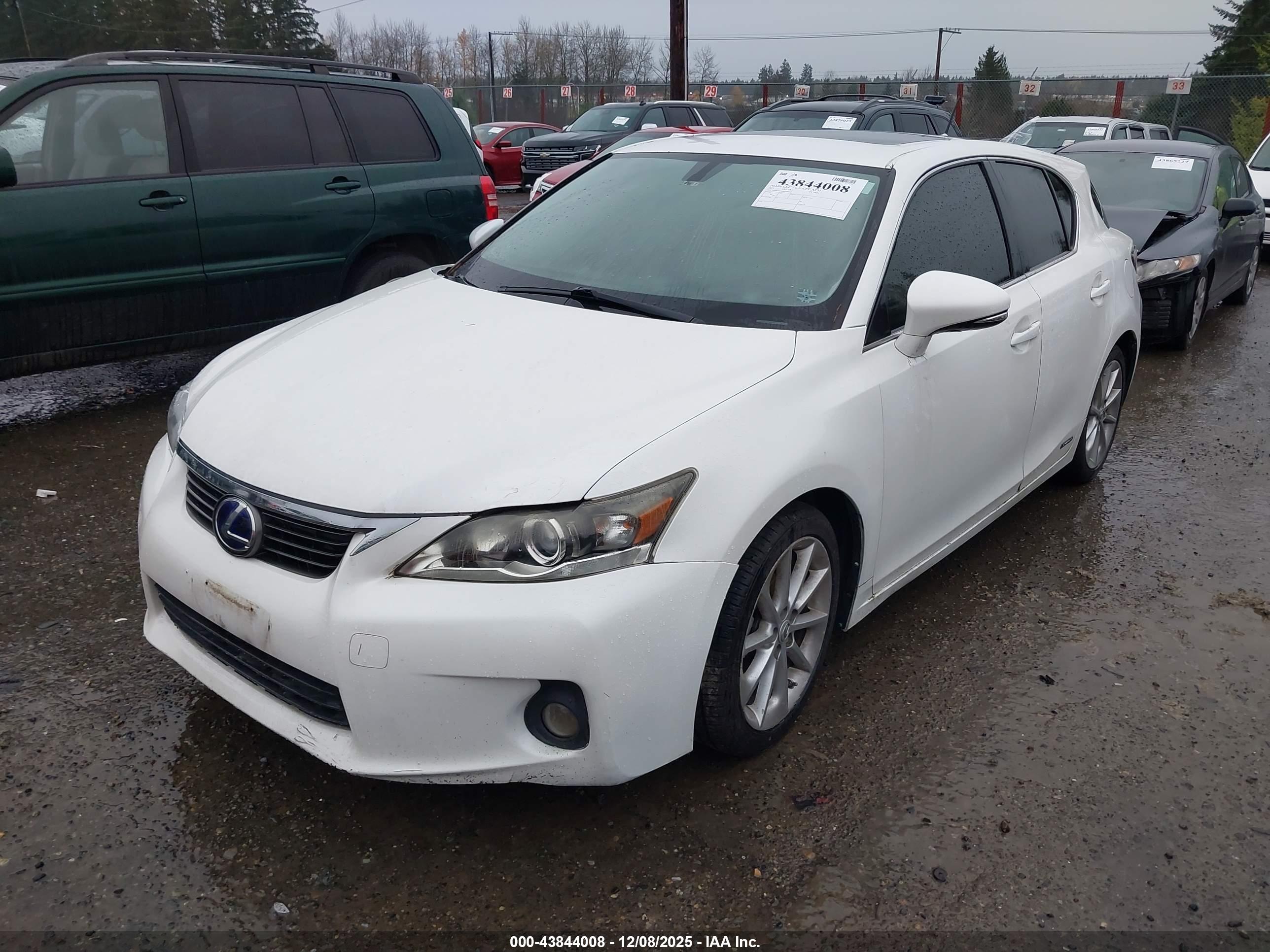 LEXUS CT image 2