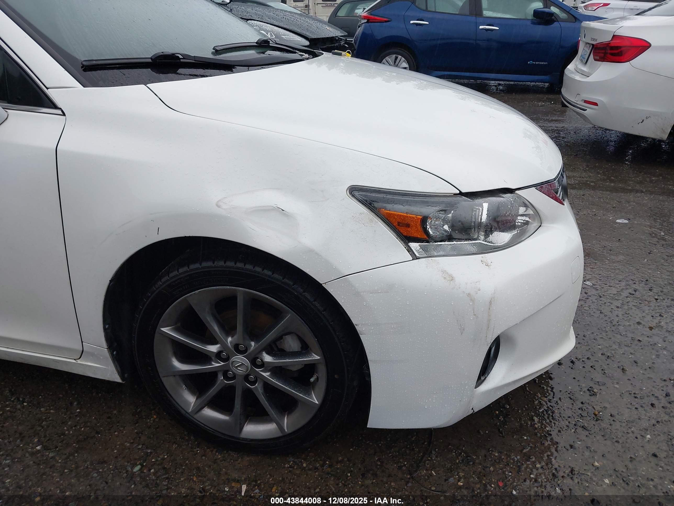 LEXUS CT image 6